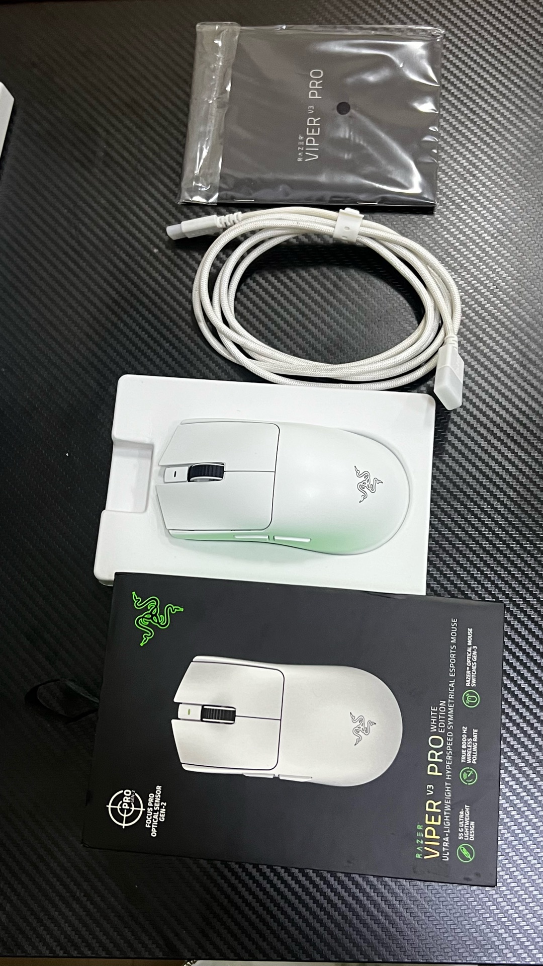 Razer Viper V3 Pro Gaming Mouse - Image 6