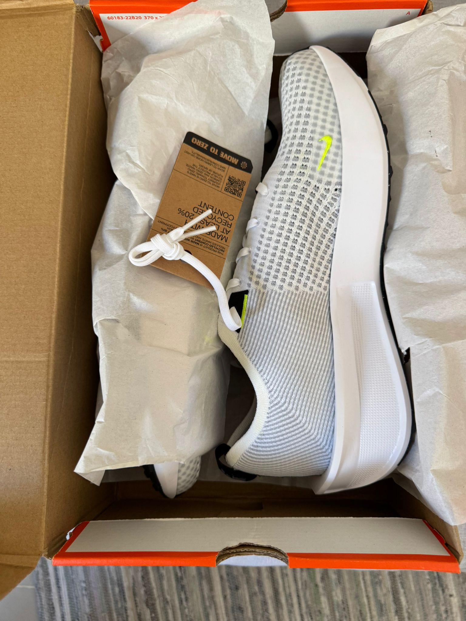 BRAND NEW - Nike Sports Shoe - Image 1