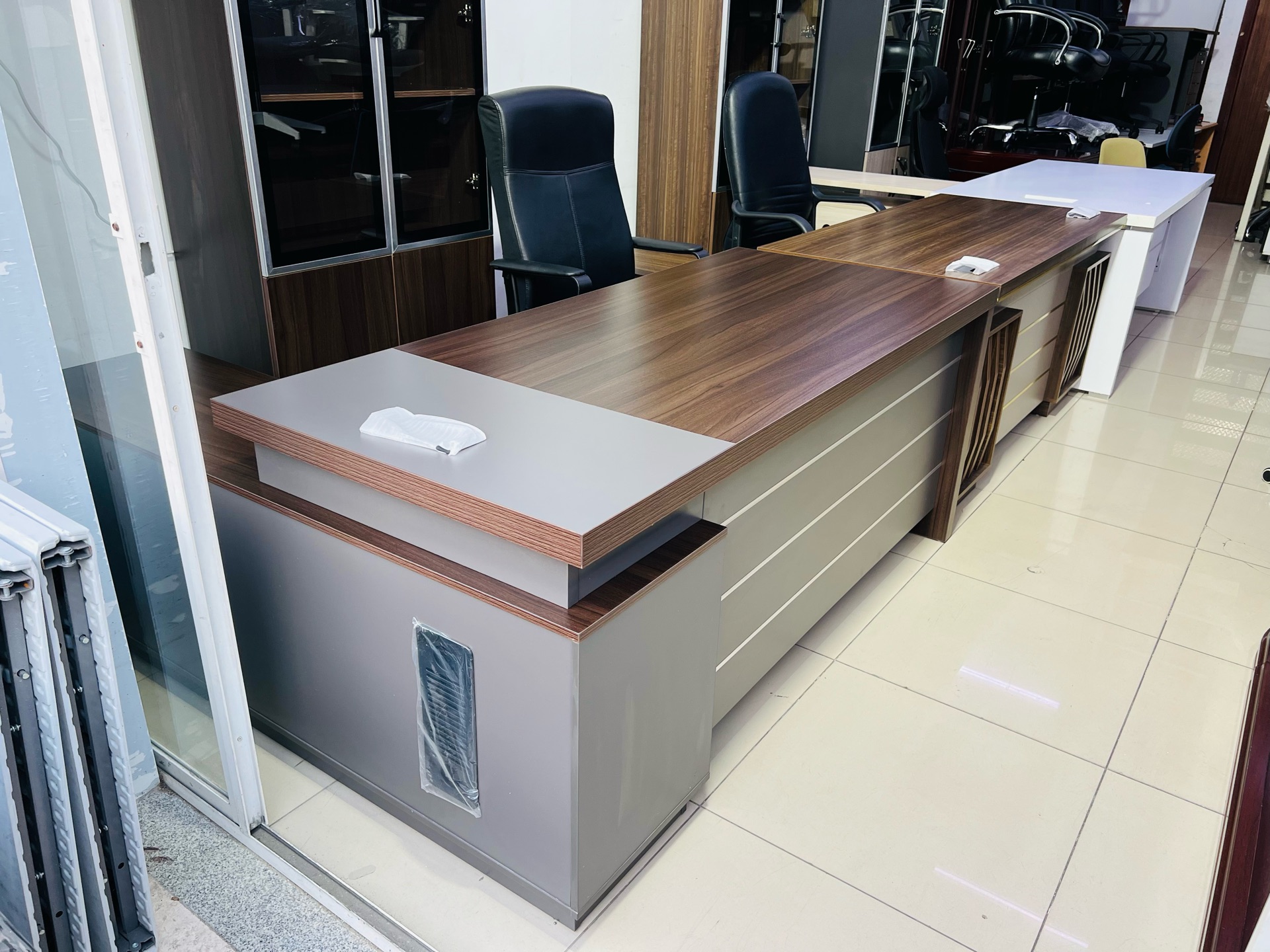 Used office furniture selling-74456895 - Image 6