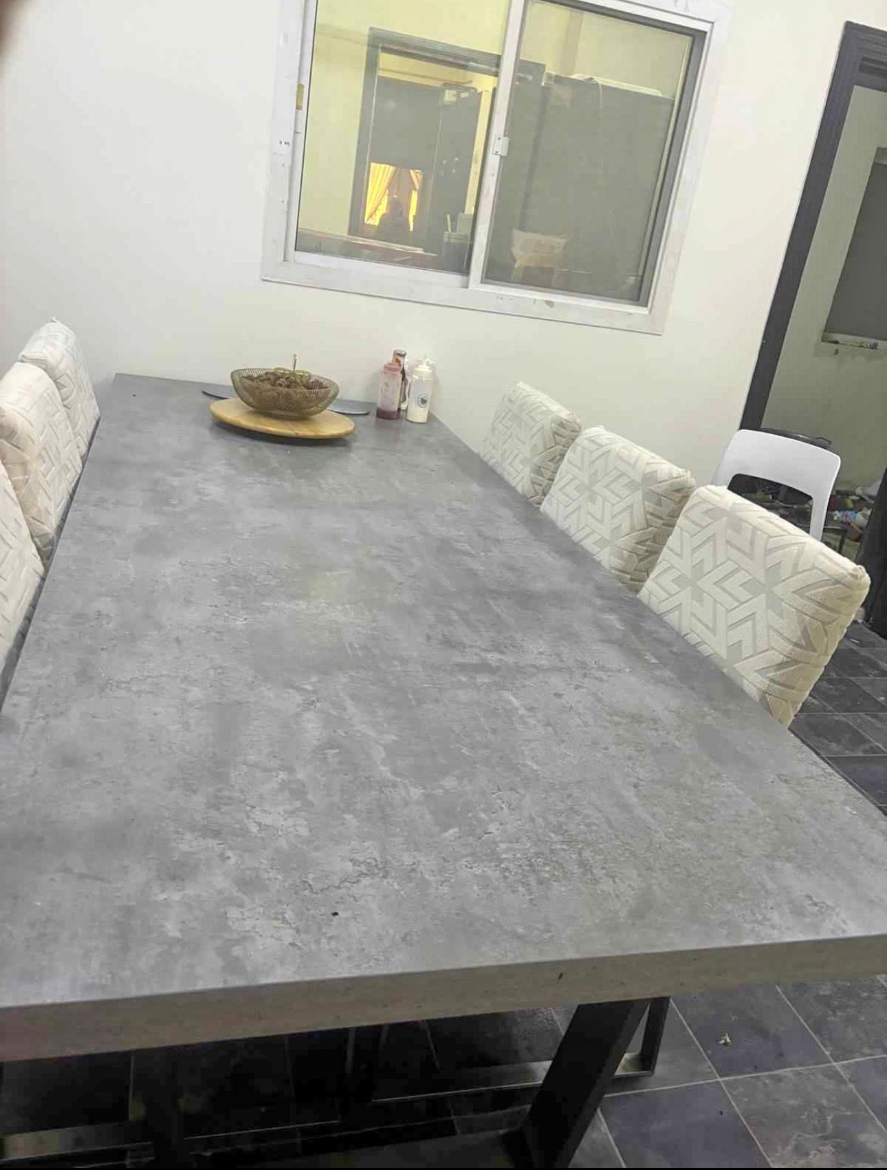 8 seat marble and metal dining table - Image 4