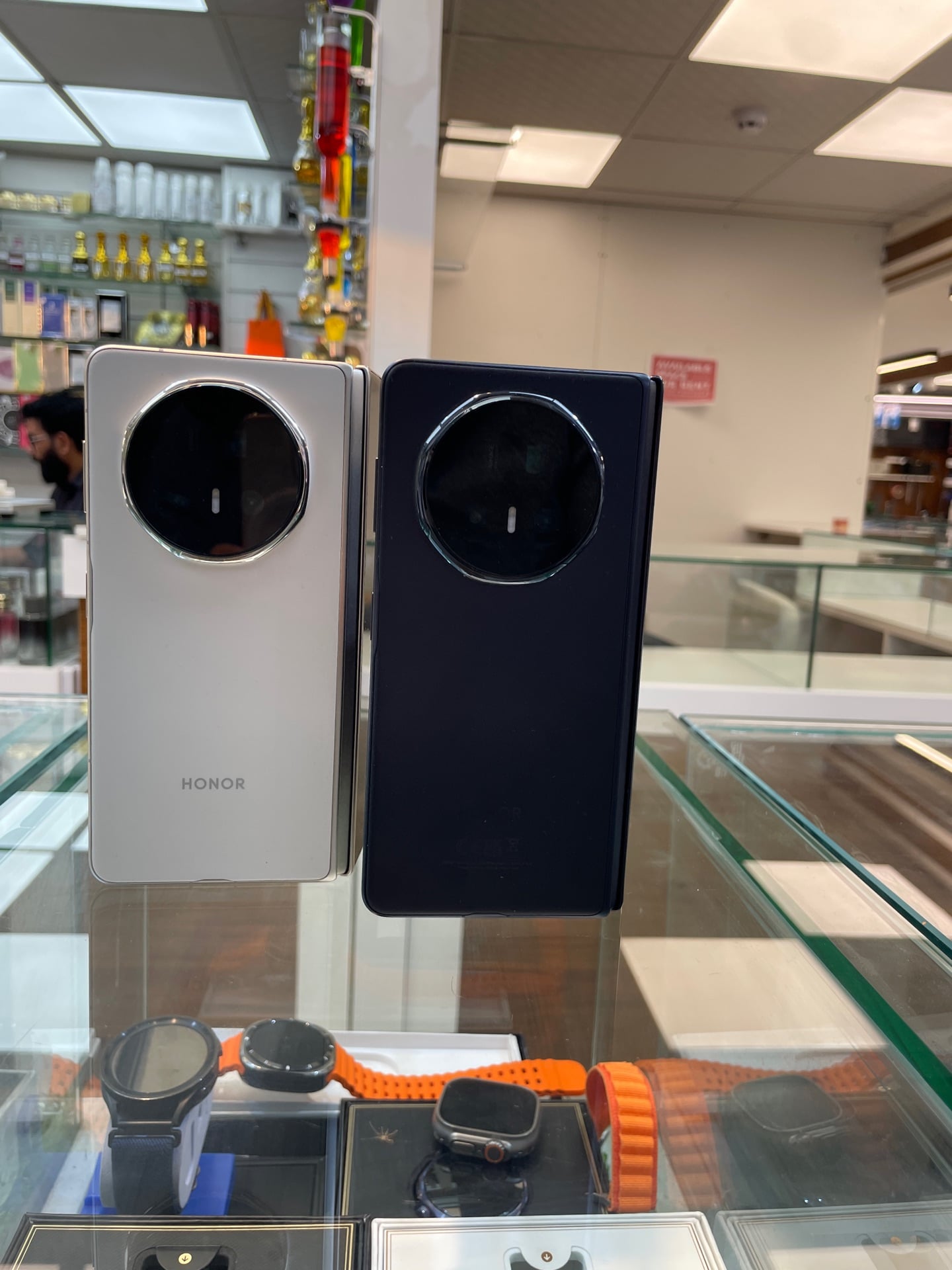 HONOR Magic V5 - Image 1