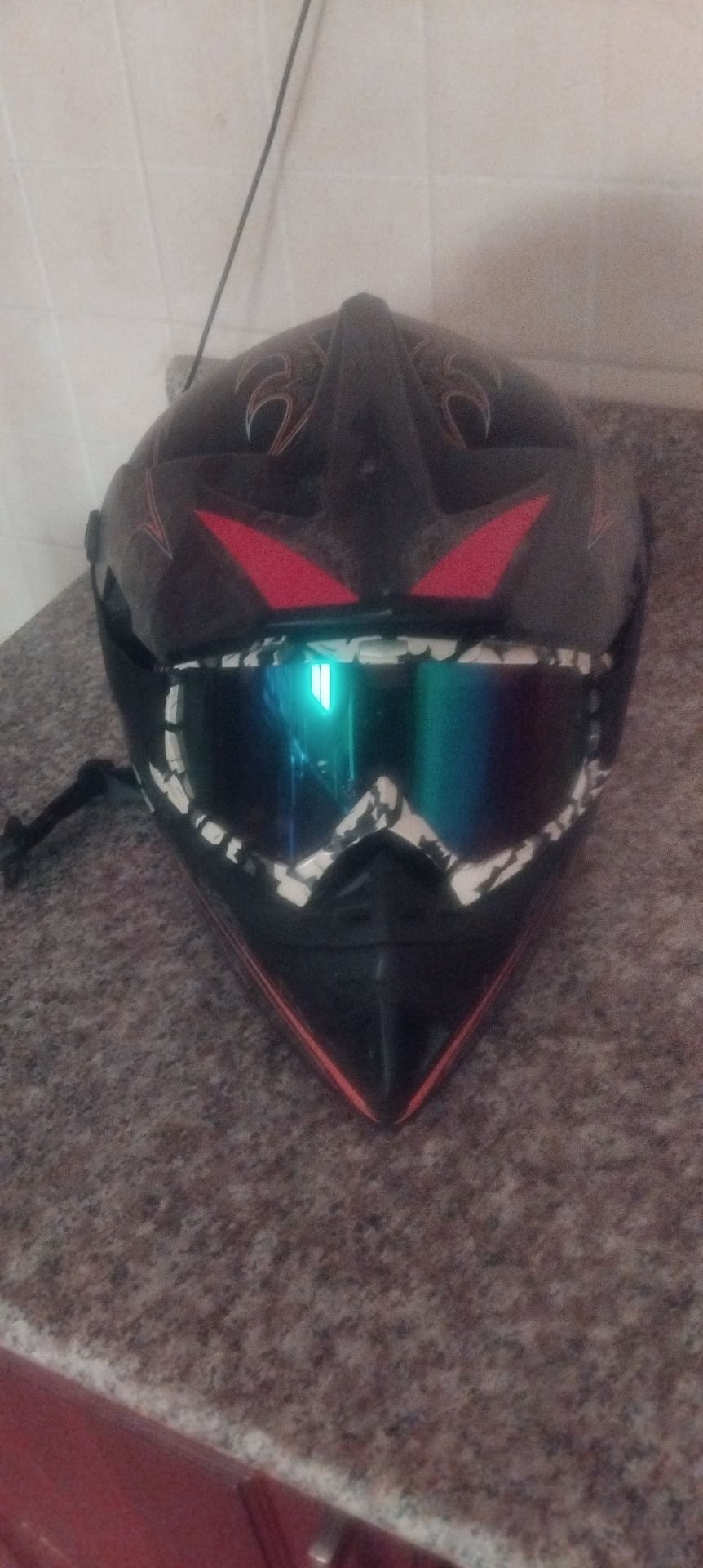Scooter helmet - Image 1