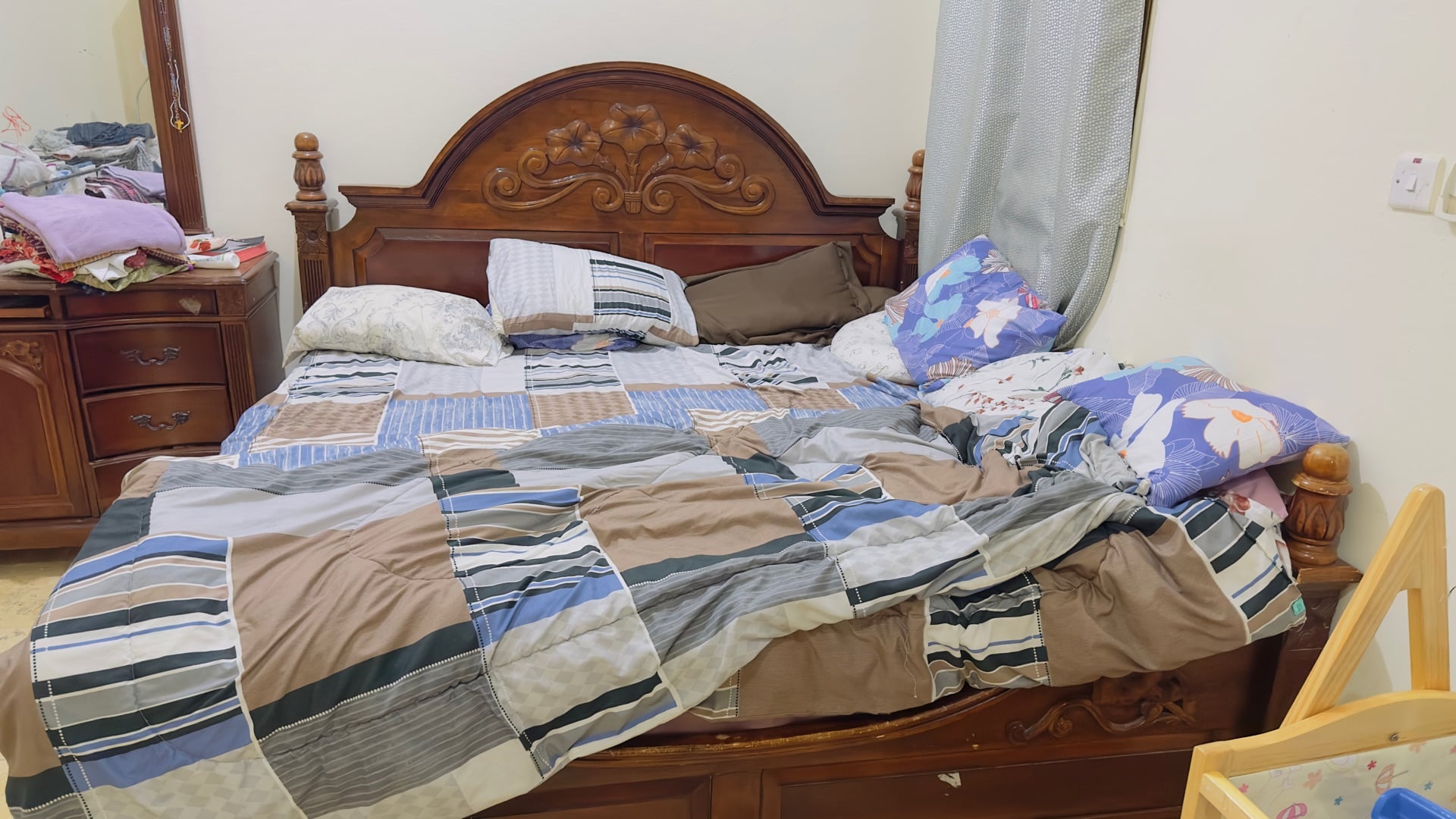 Used furniture for sale - Image 1