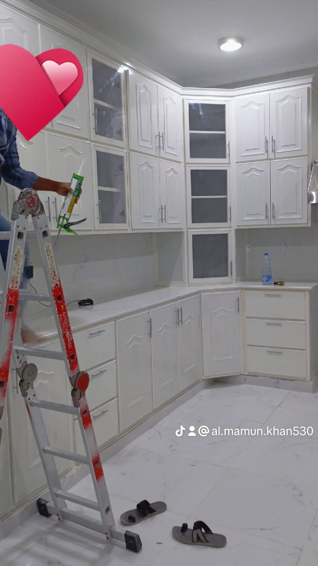 Kitchen cabinet new and old sale and Buy fix - Maintenance Services