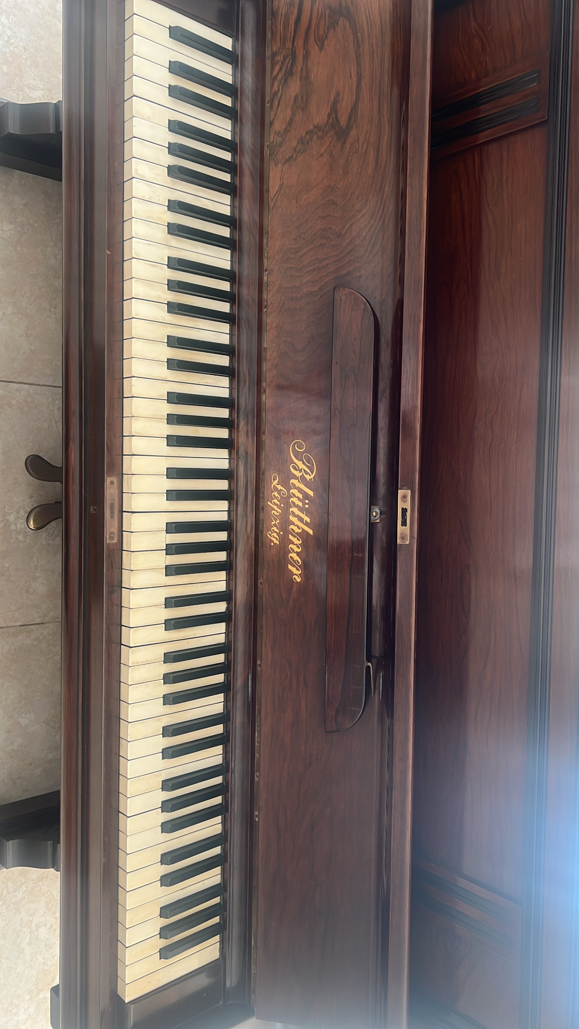 Upright Piano for Sale in Qatar Blüthner  - Image 2