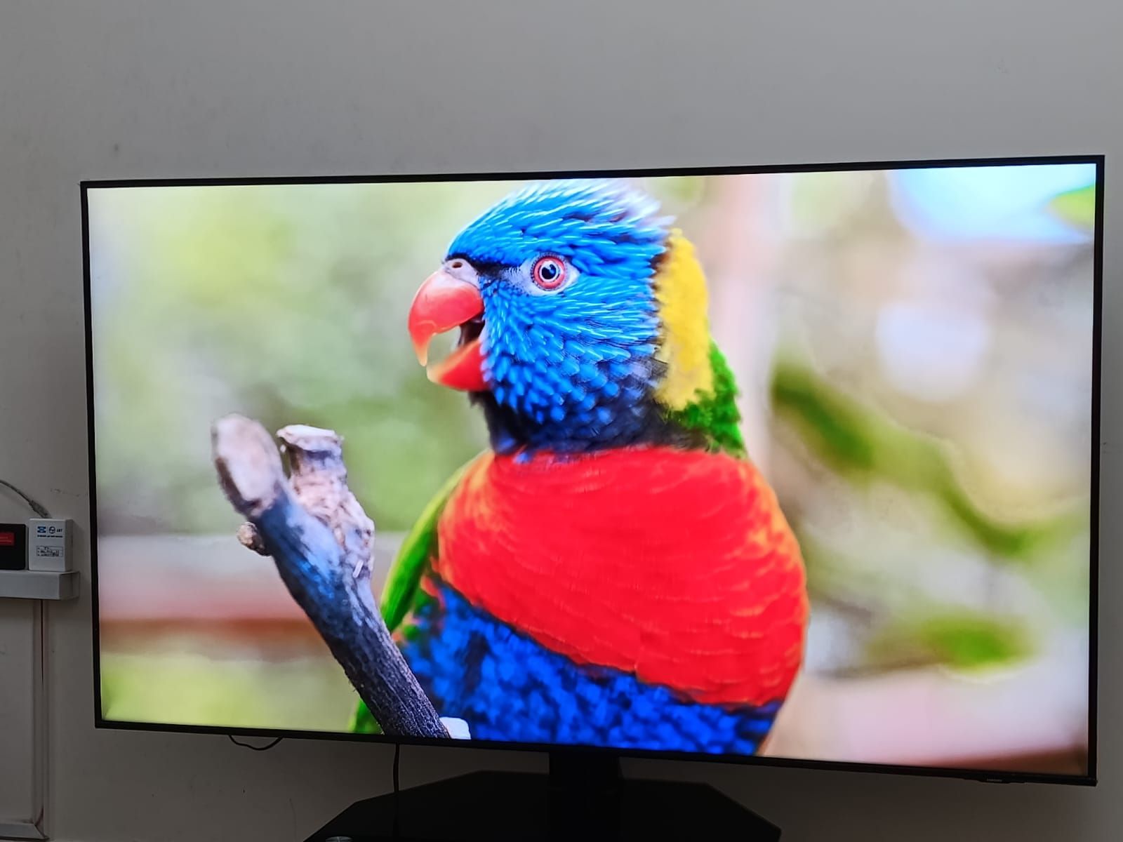 Samsung 85" smart Qled QA85Q80TAUXQR - Image 6