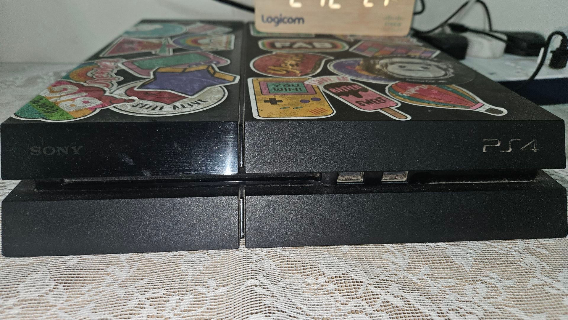 Sony PS4 with Dual Controller - QR 750/-  - Image 2