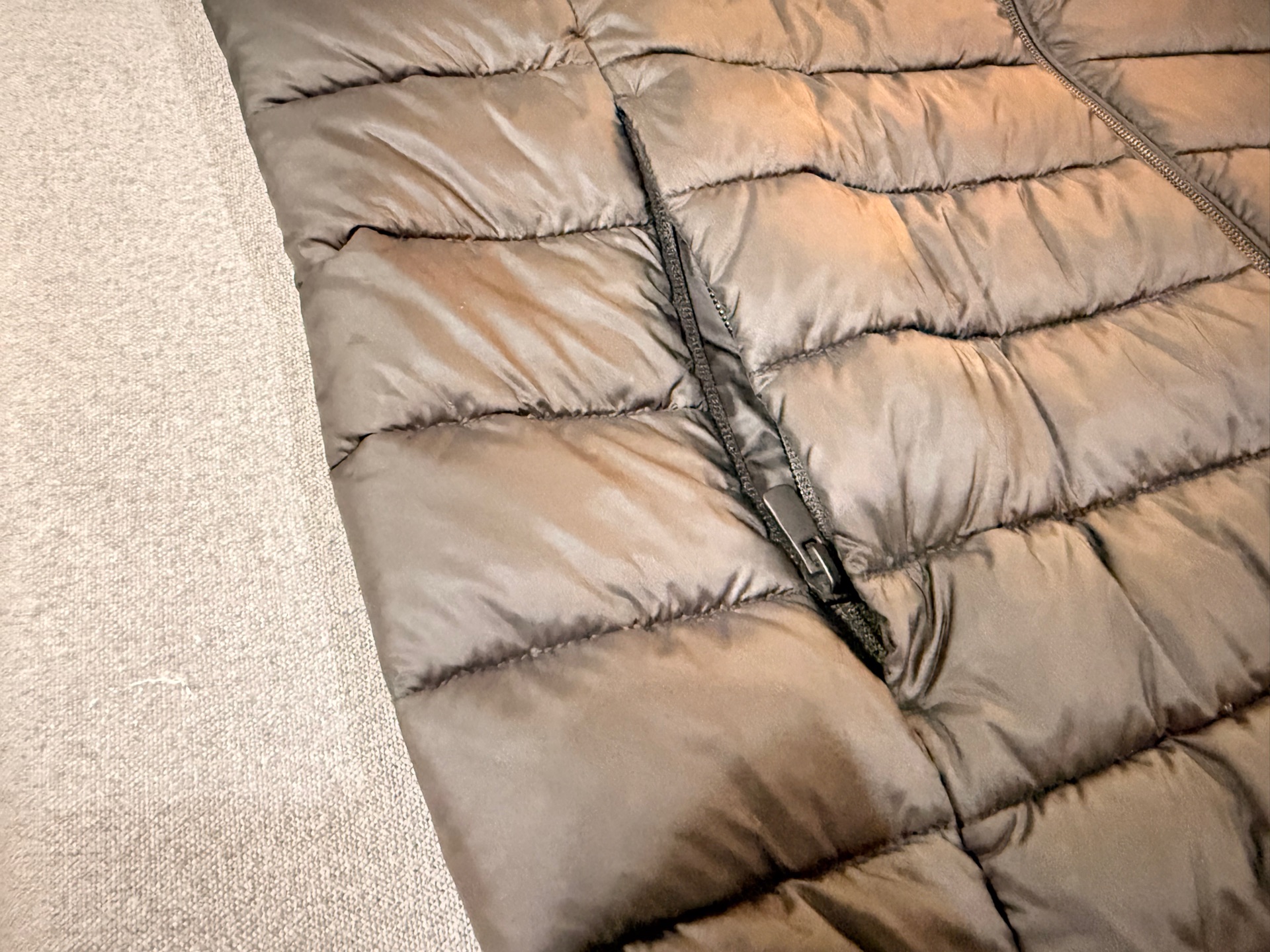 German Made C&A brand Down Feather Jacket Lightweight Gillet - Image 6