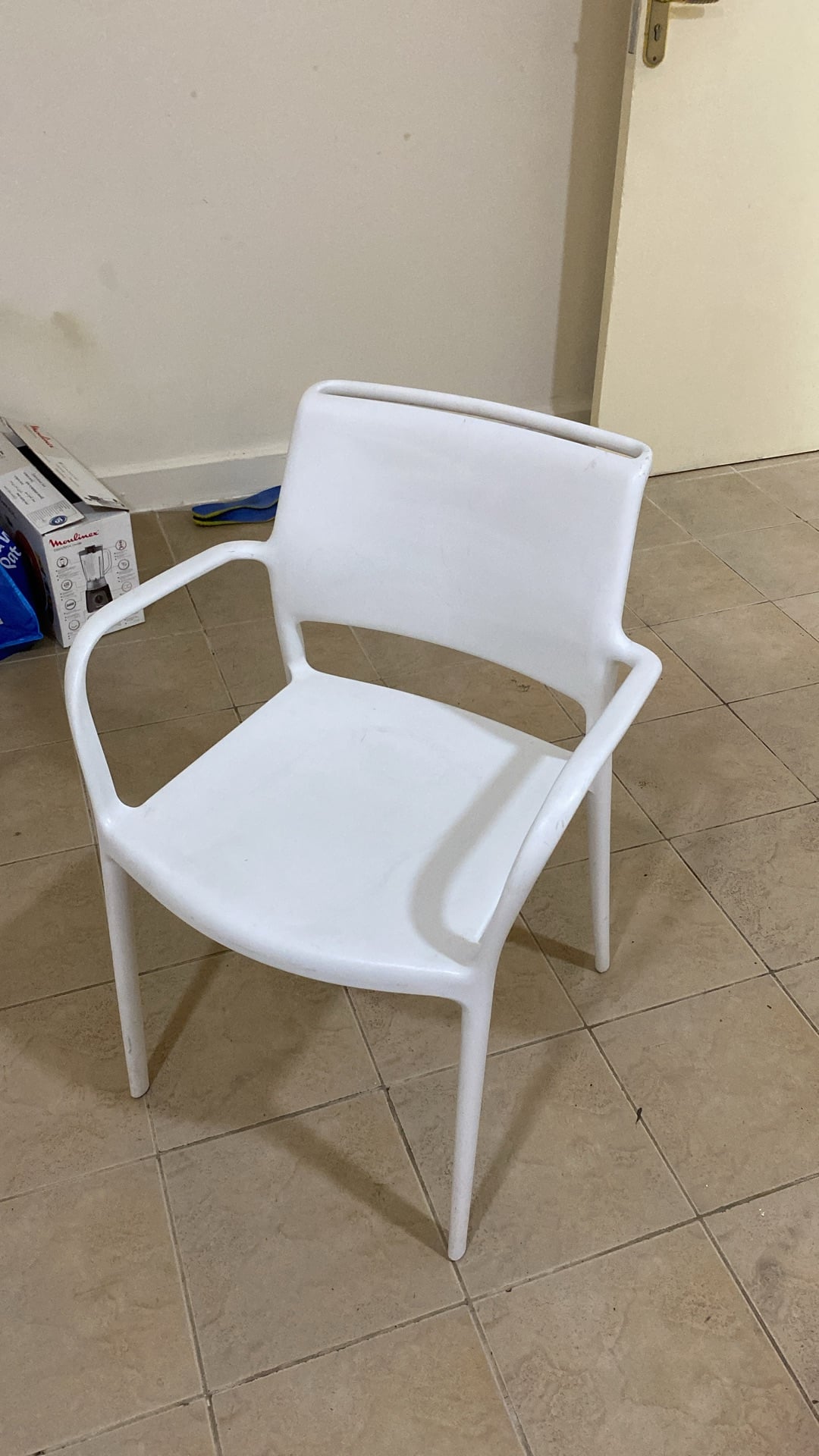 IKEA URBAN Outdoor White Chair  - Image 3