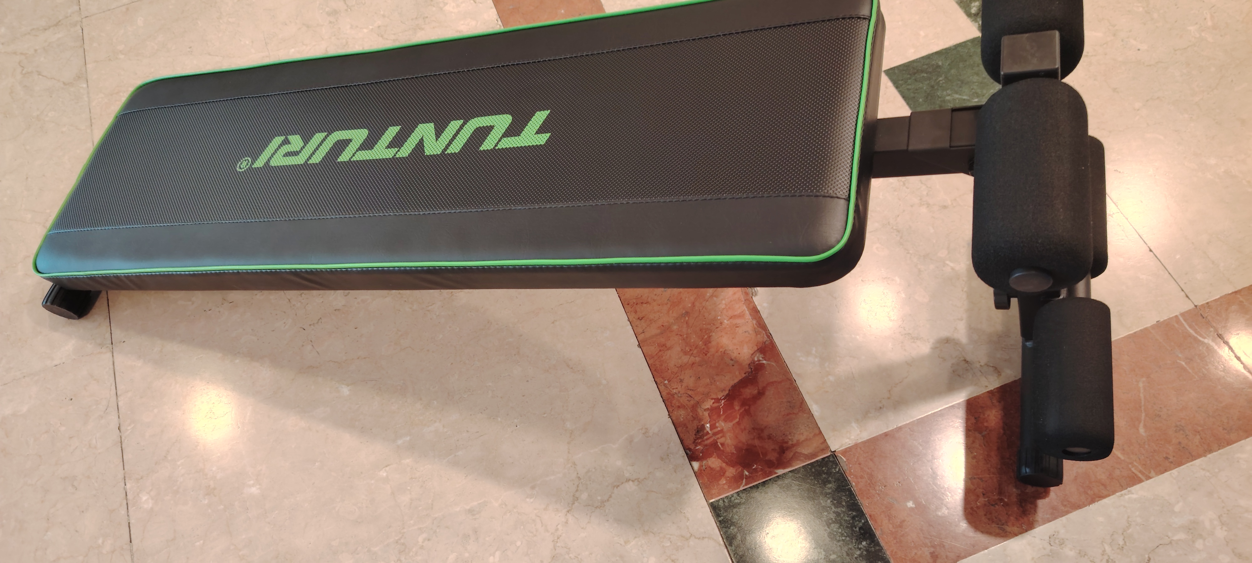 Tunturi Abdominal Bench Like New - Image 4