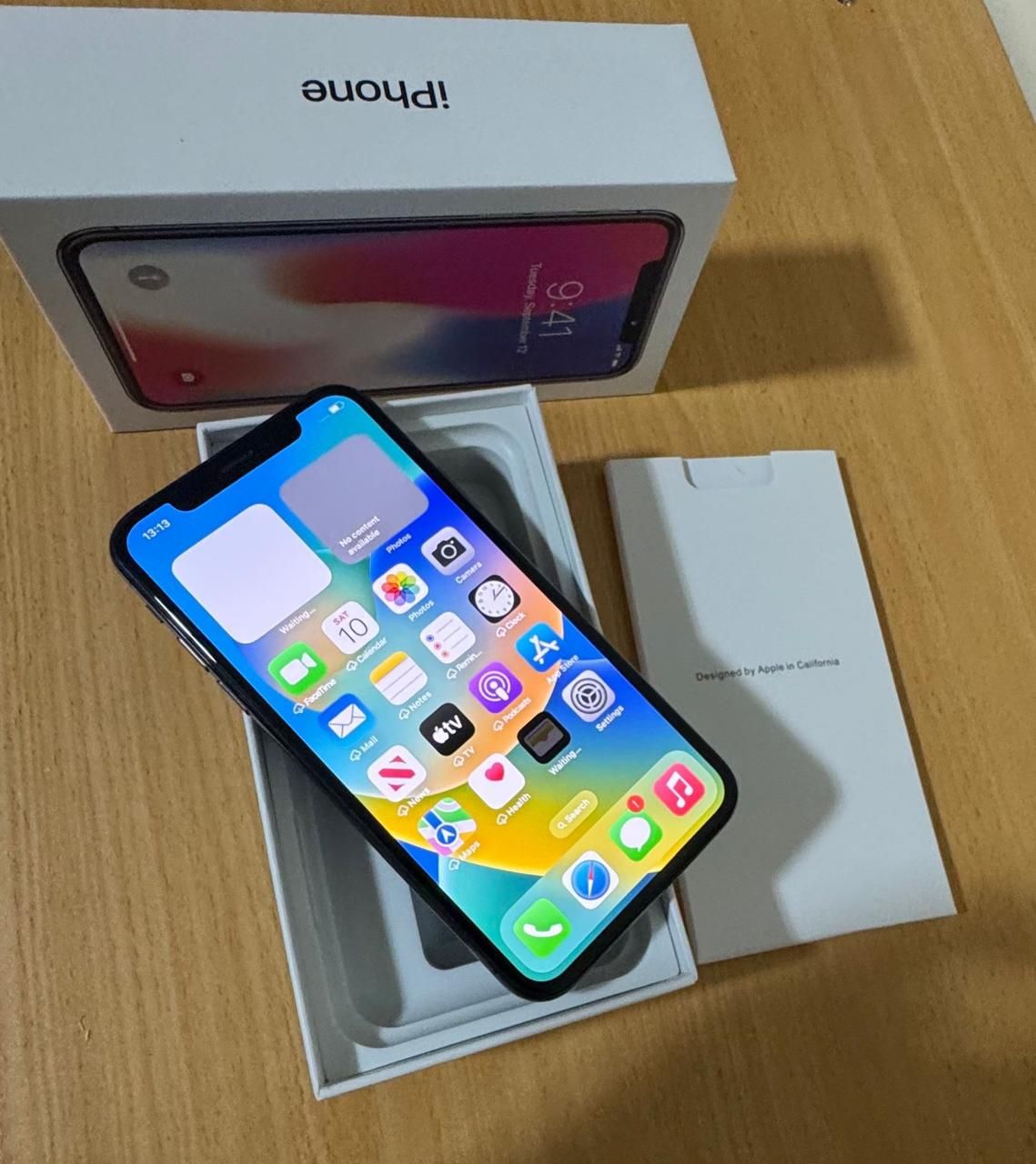 iPhone X 
256ssd 
Full box charger cable - Image 4