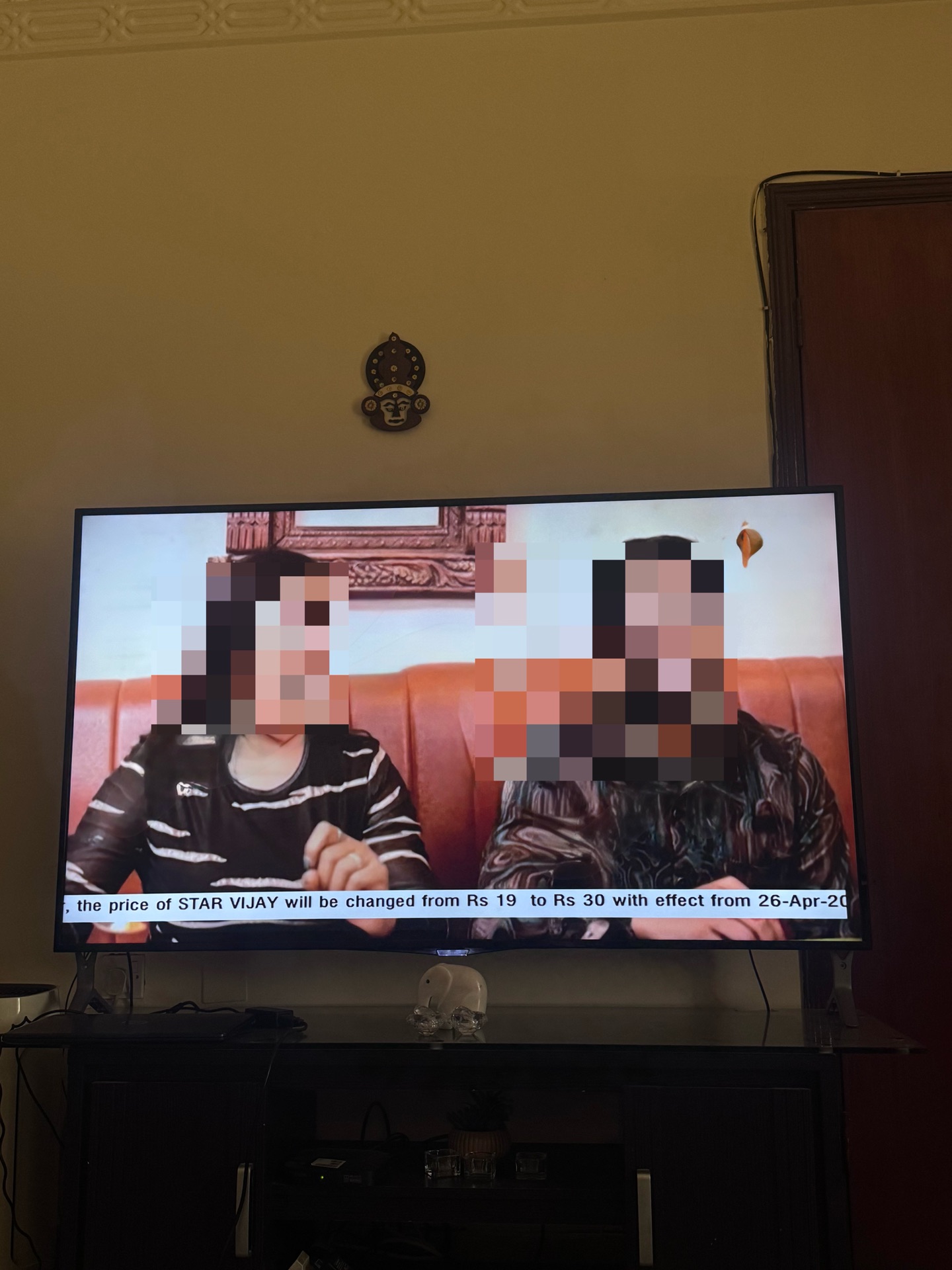 65 Inch Philips TV - Image 4