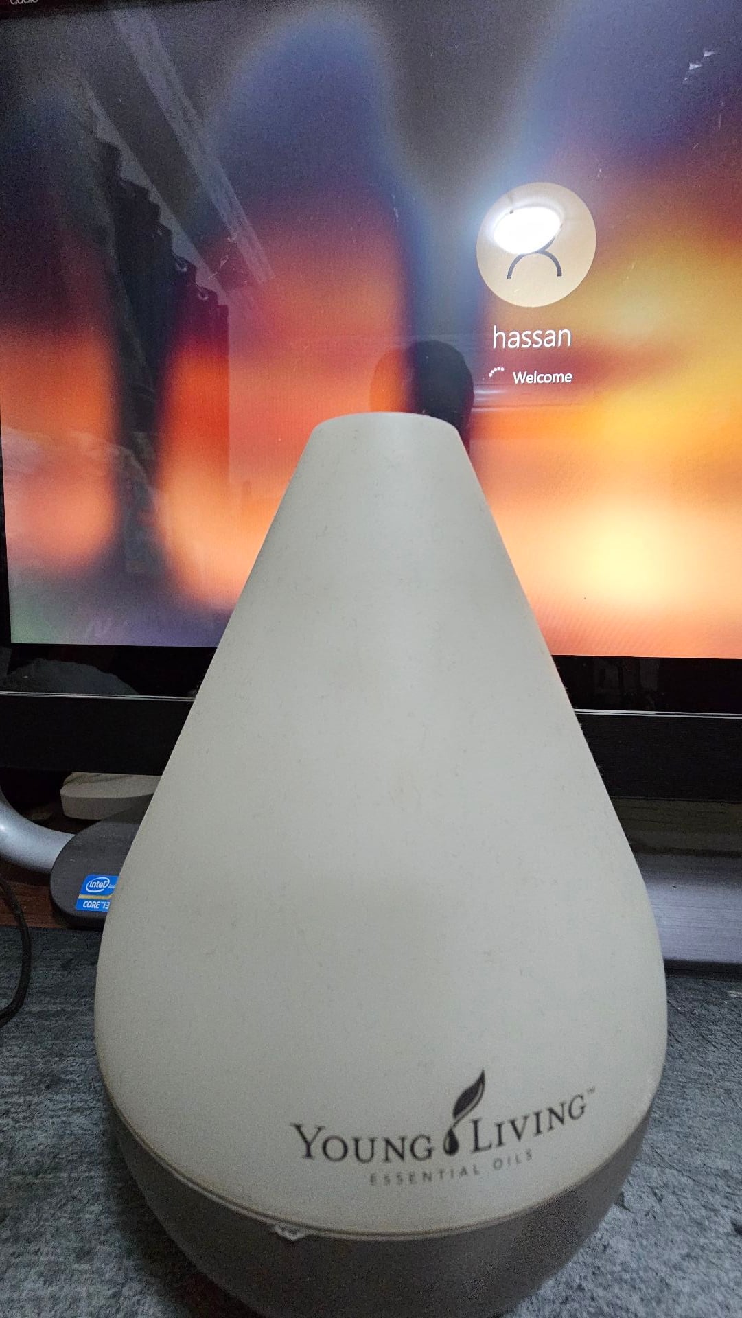 YOUNG LIVING AROMA DIFFUSER WITH ONE AROMA KIT - Image 4