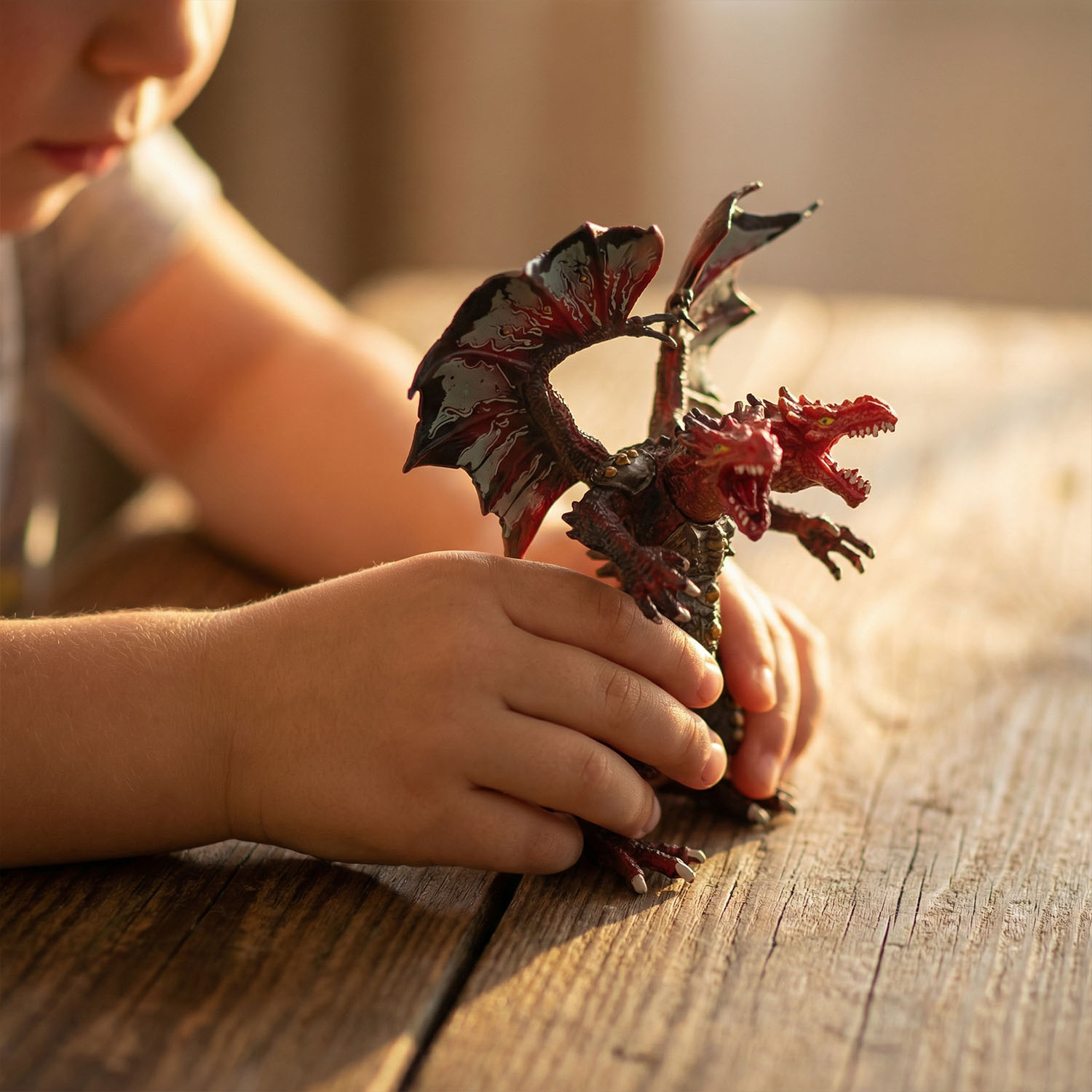 Dragon World Fantasy Dragon Figure - Image 4