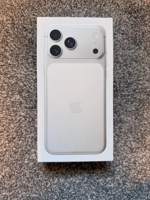 IPHONE 17 PRO 1 TB - Image 1