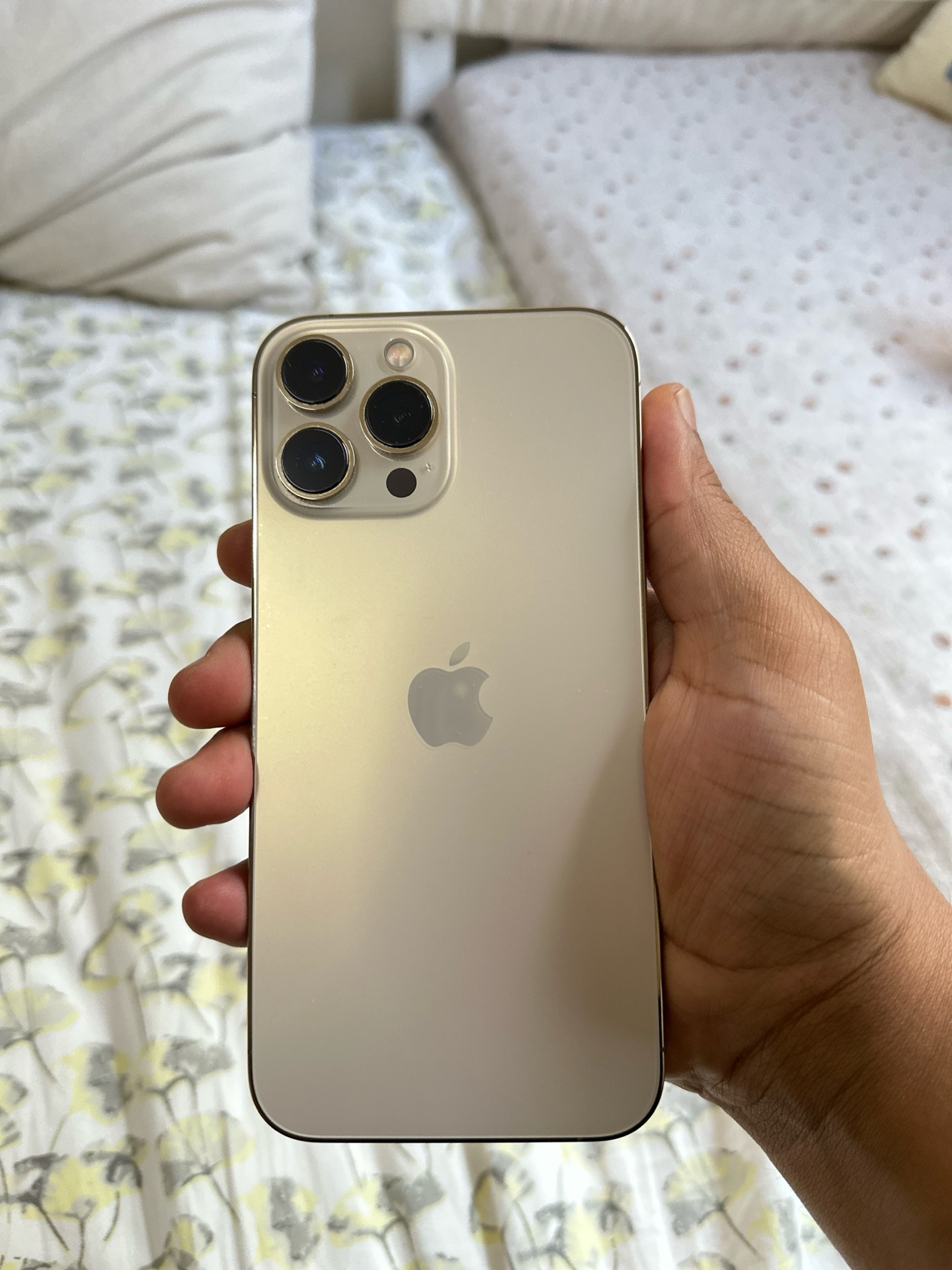 IPHONE 13 PRO MAX | 256 GB | EXCELLENT CONDITION - Image 2