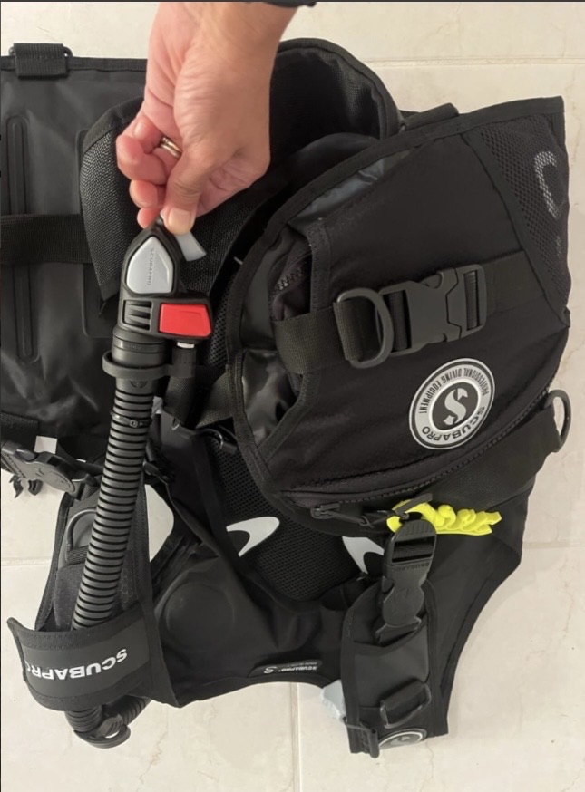 BCD and Wetsuit- Small Size - Scuba Diving  - Image 3