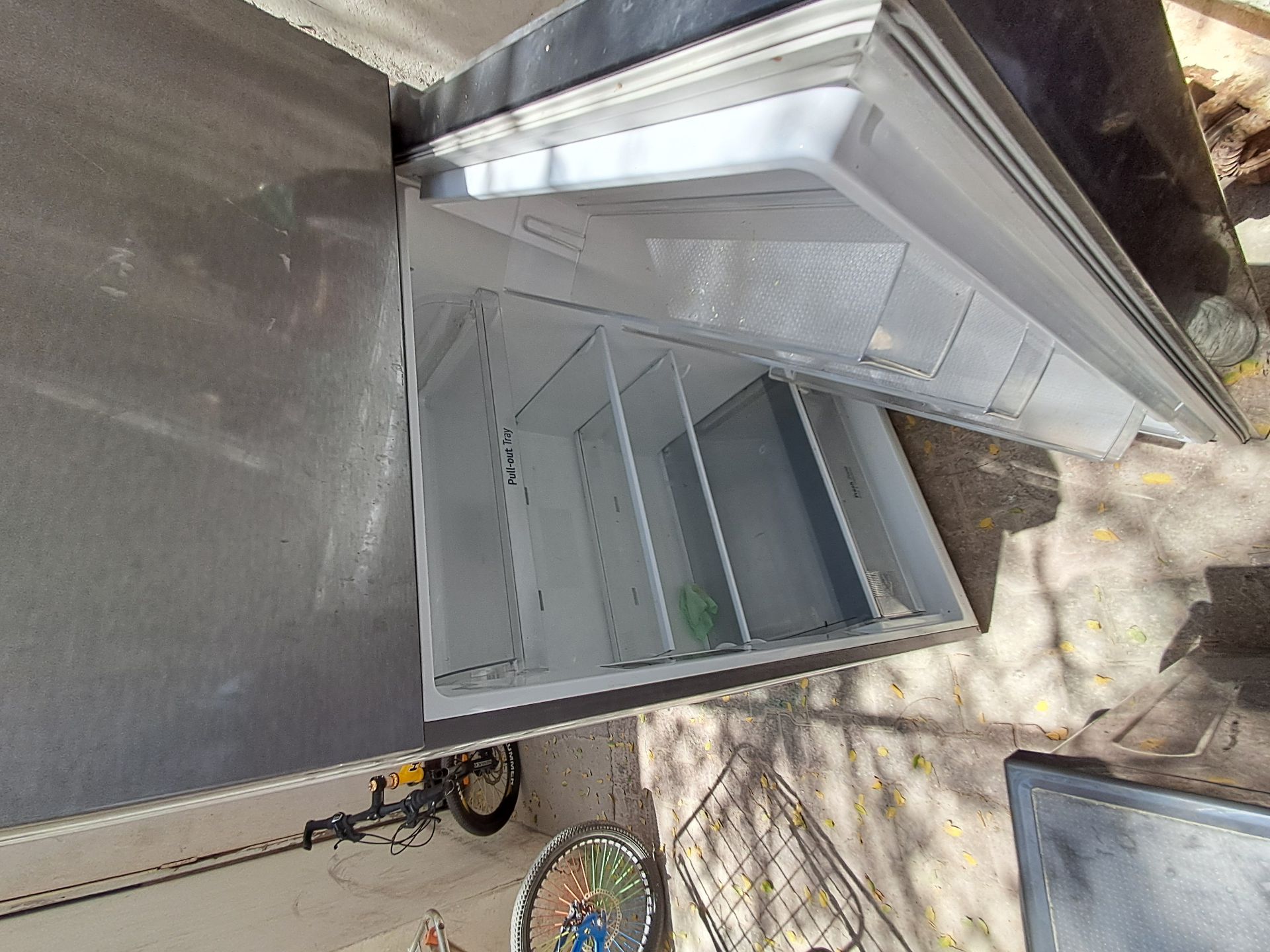 Moving Sale – LG Double Door Refrigerator (Excellent Condition) - Image 6