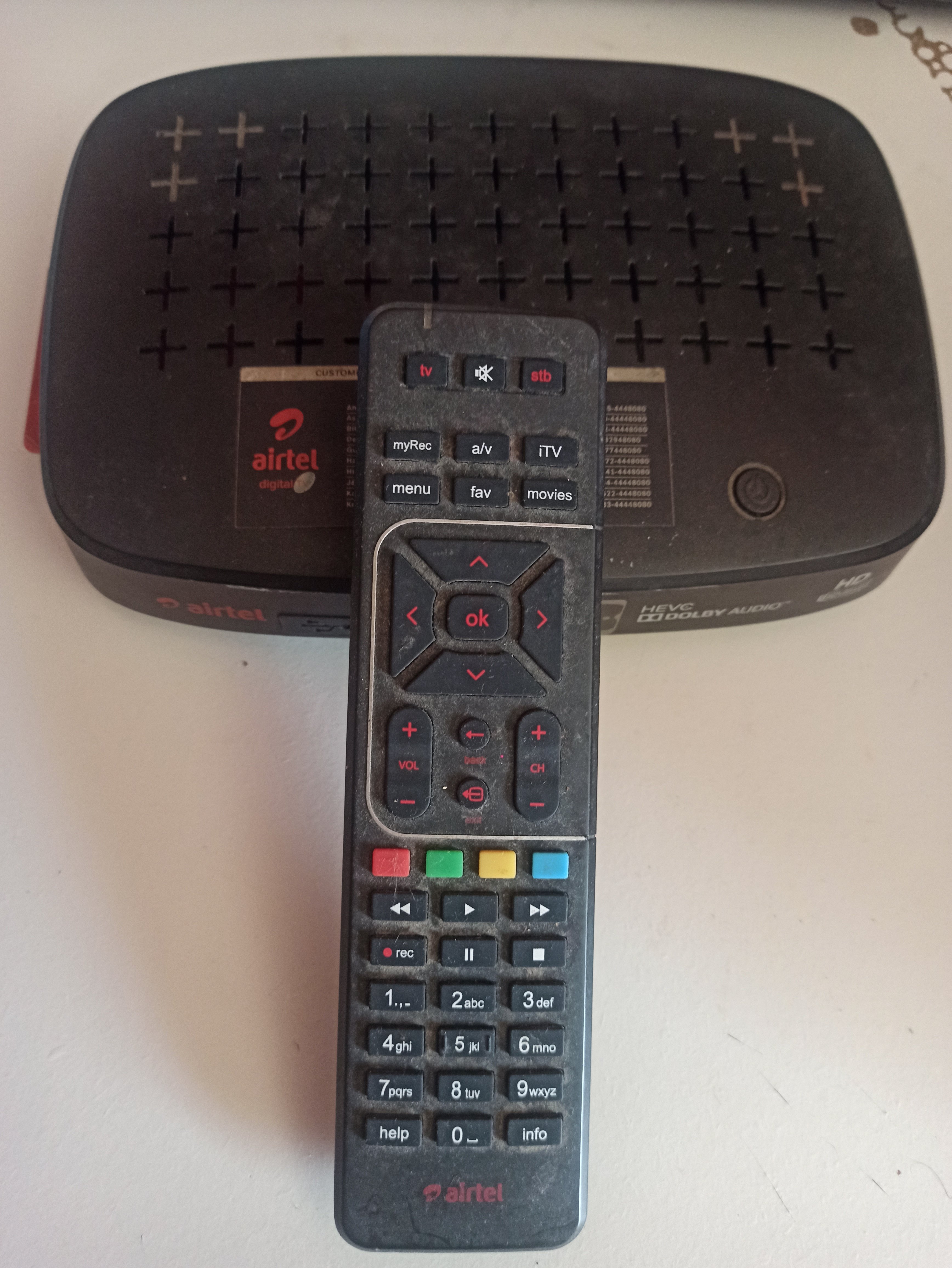 Airtel Receiver with remote  - Image 3