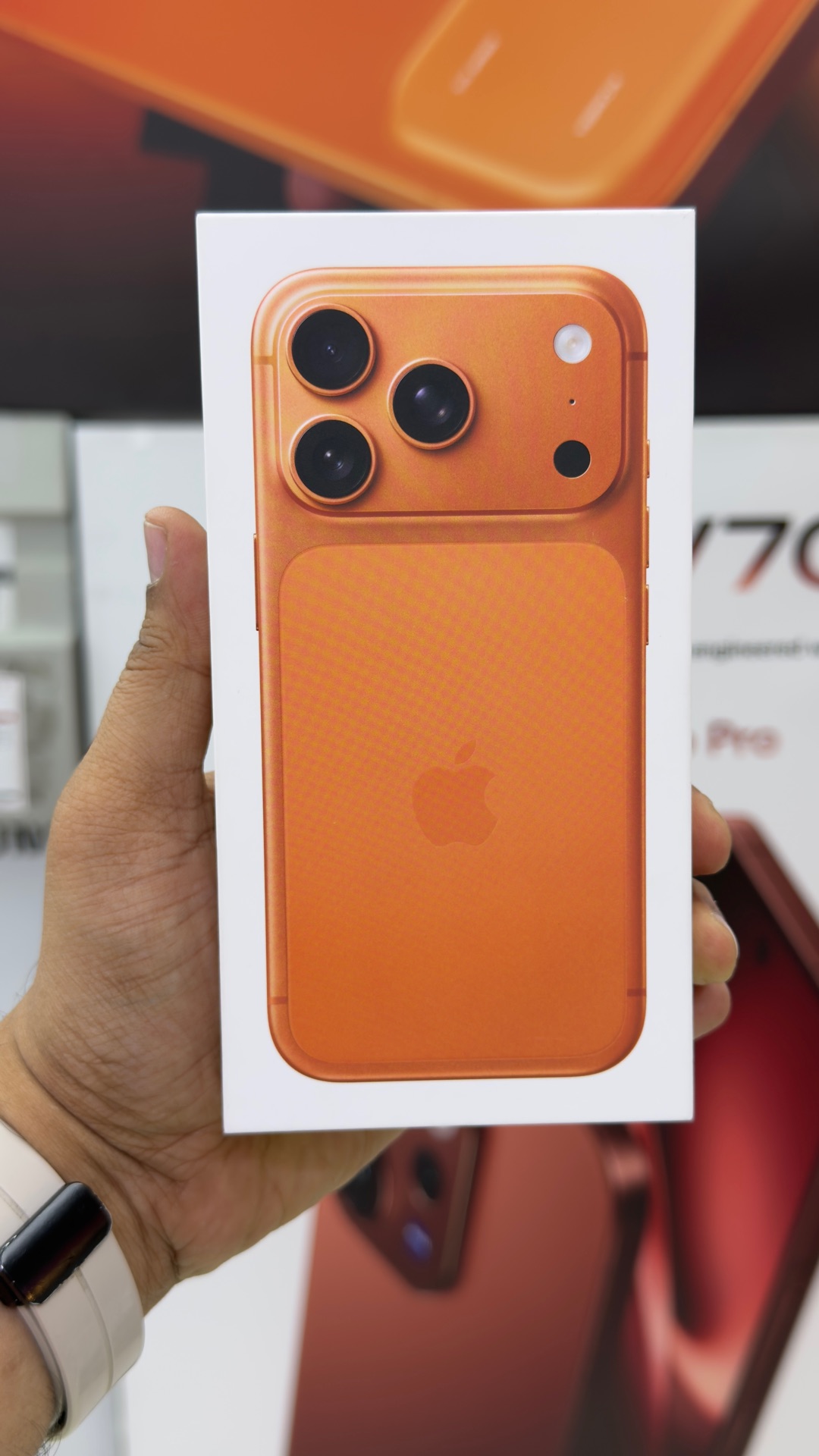 Iphone 17 pro 256 gb New Arabic  - Image 3