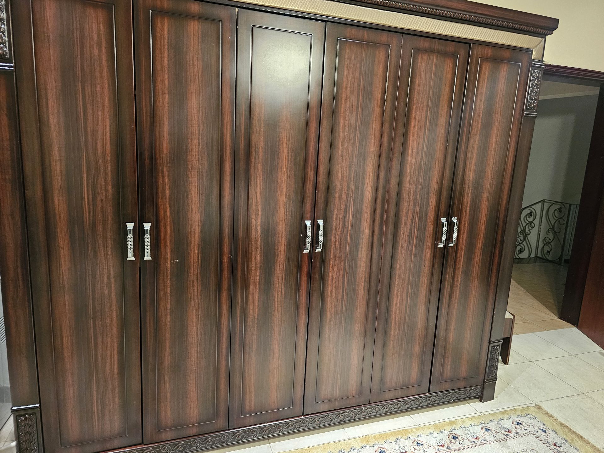 Ansar Gallery Bed room set. Excellent condition  - Image 4