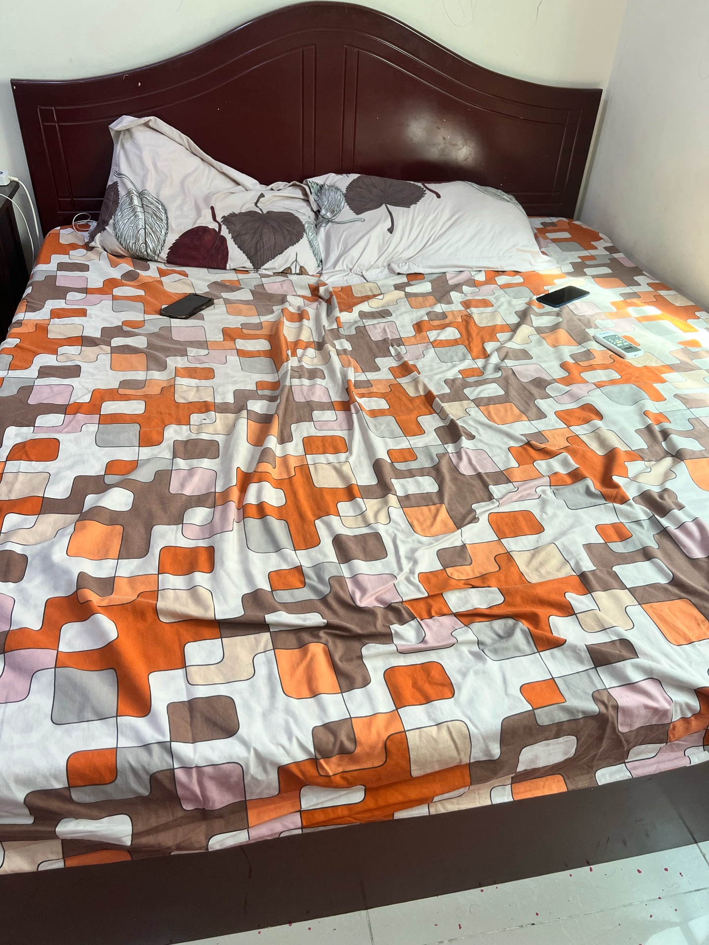 Used Bed for sale 180 x 200  - Image 2