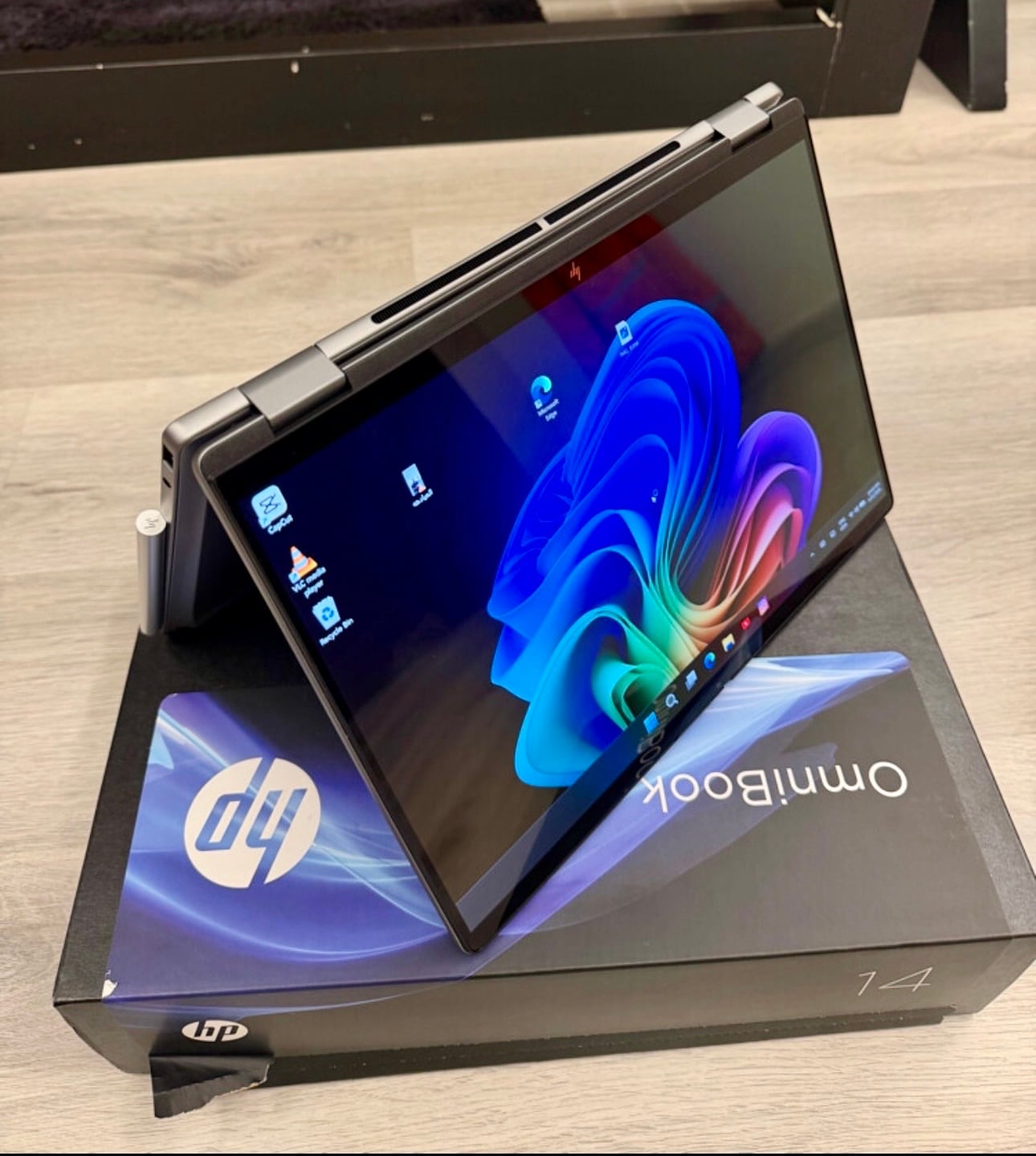 1 Day Used | HP OmniBook | Premium Ai Laptop | bill from Jarir - Image 1