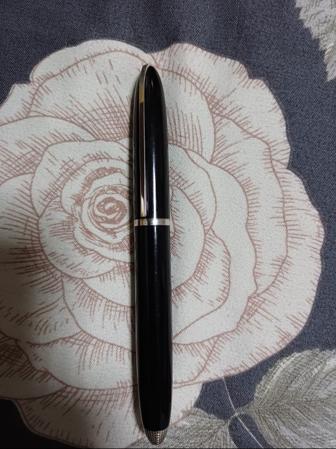 Louis Vuitton pen for sale - Image 3