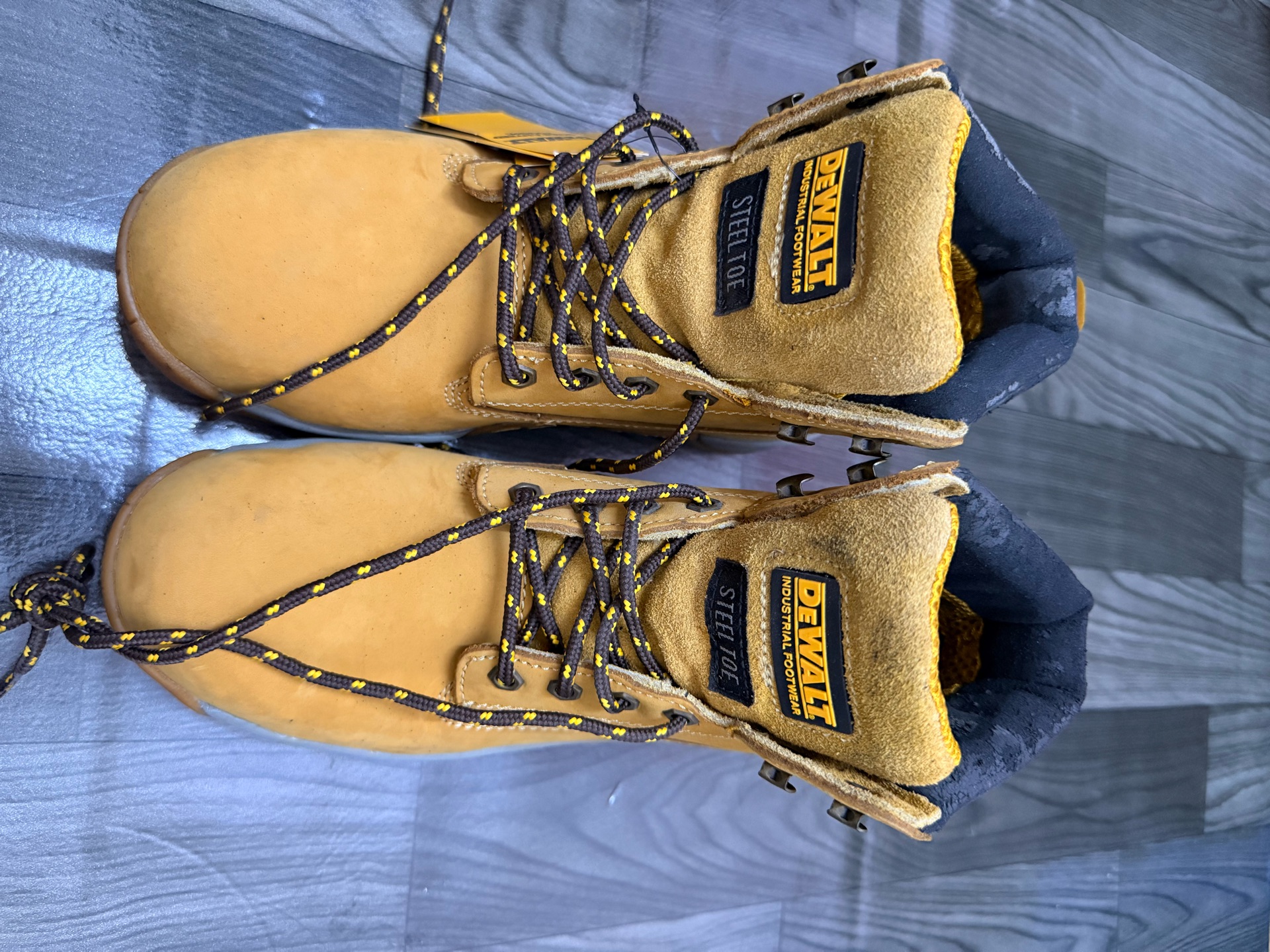 DEWALT SAFETY SHOE - Image 5