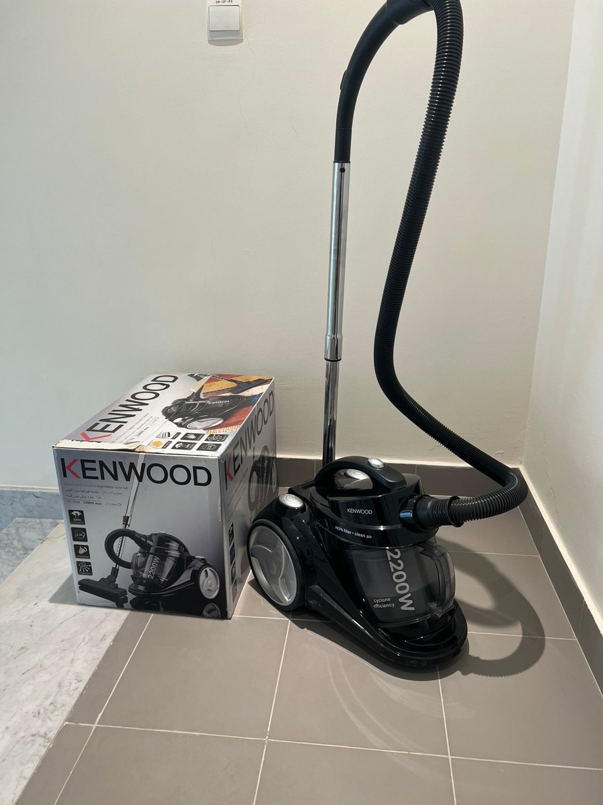 HOOVER - Image 2