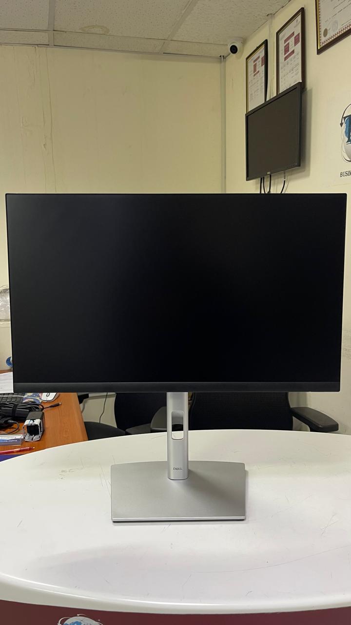Dell 22inch Flat Pannel IPS Monitor - Image 5