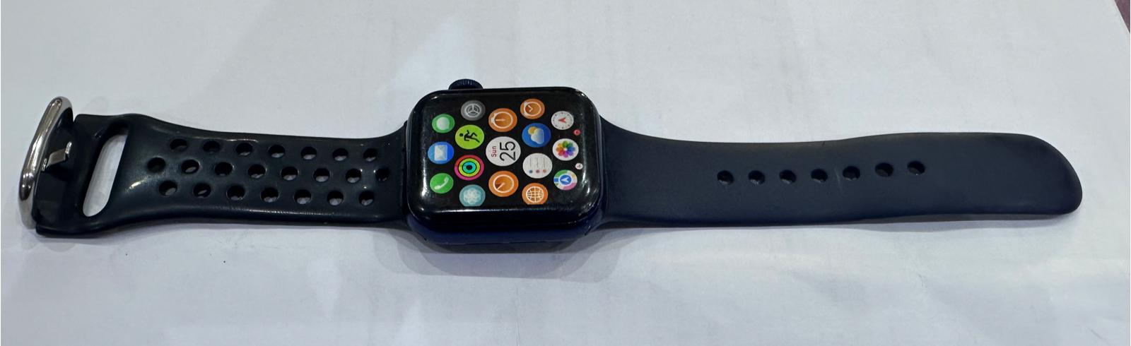 Apple watch series 6 40mm GPS blue color  - Image 3