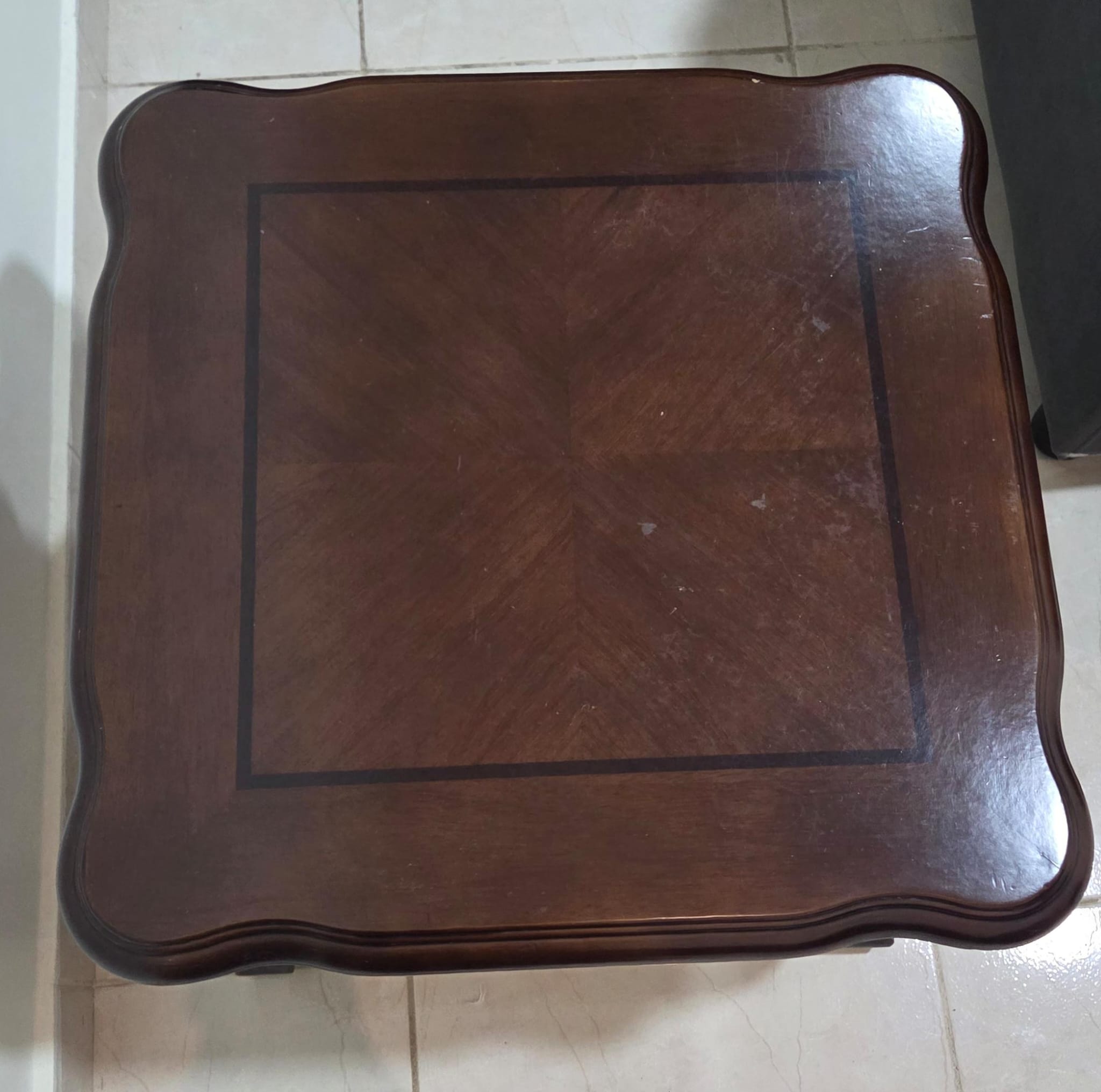 Classic Wooden Coffee Table with 2 Side Tables - Image 4