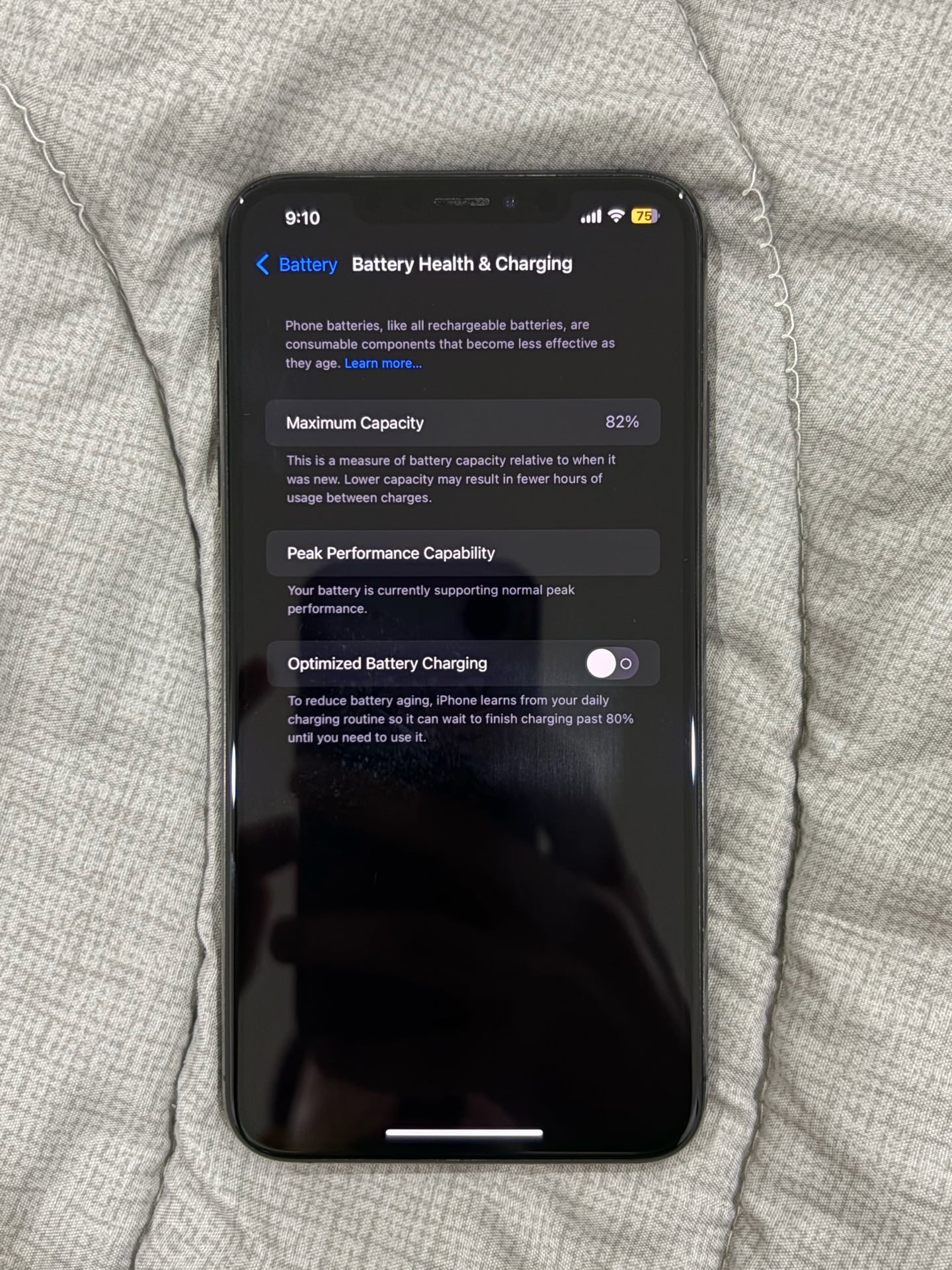 Apple iPhone XS Max | Items | Qatar Living Classifieds