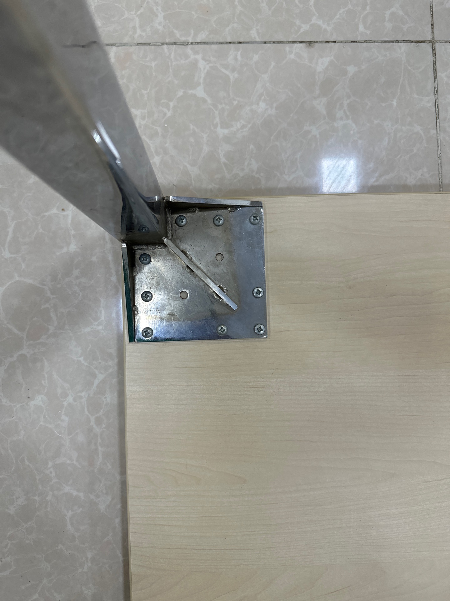 Very strong Center table for sale - Image 7