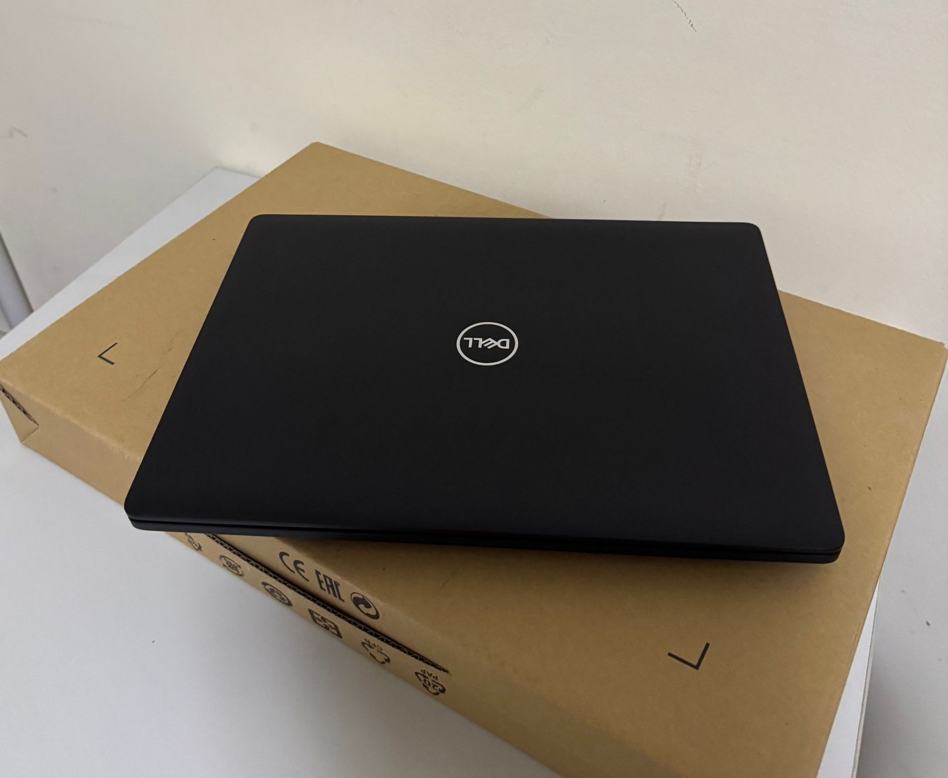 Dell core i5 8gb ram 256 gb ssd - Image 4