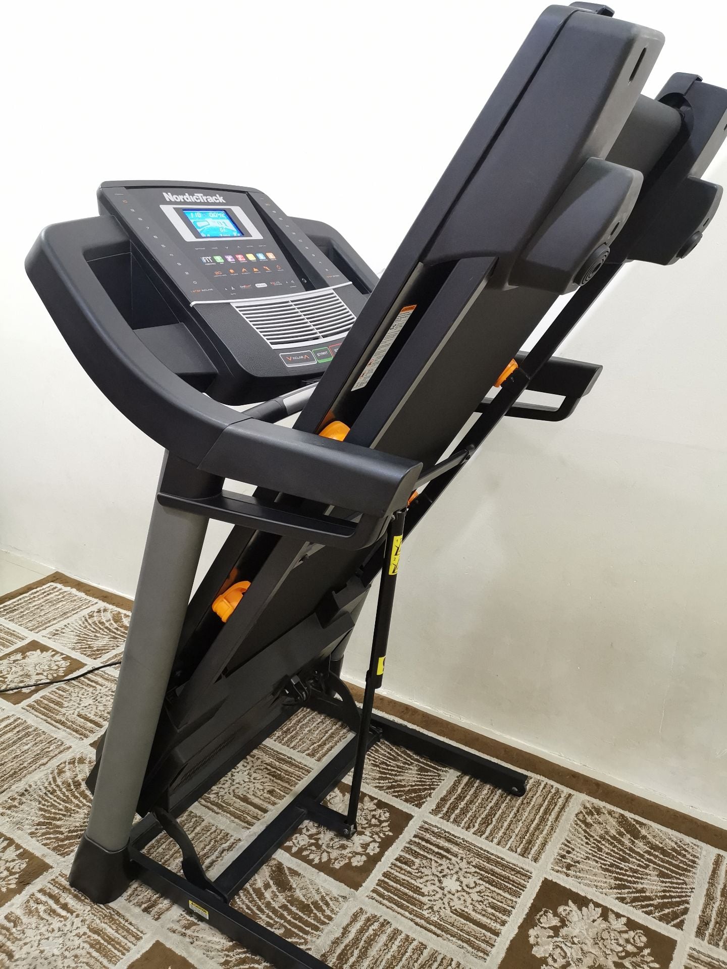 TREADMILL NORDICTRACK C200 DELIVERY FREE  - Image 9