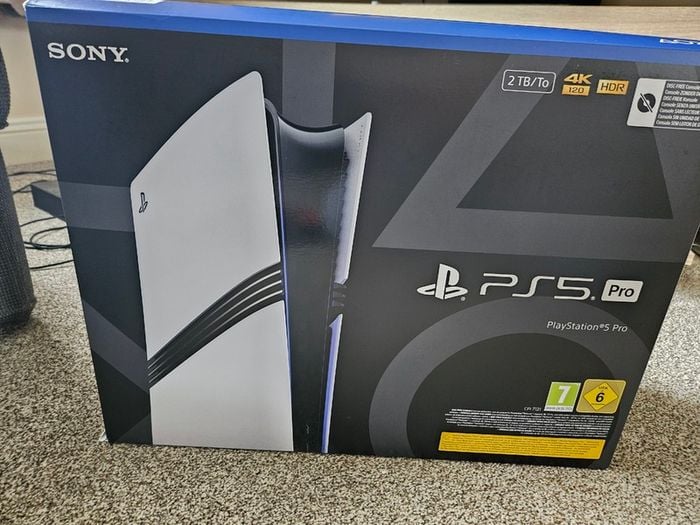 Sony PlayStation 5 Pro - Image 2