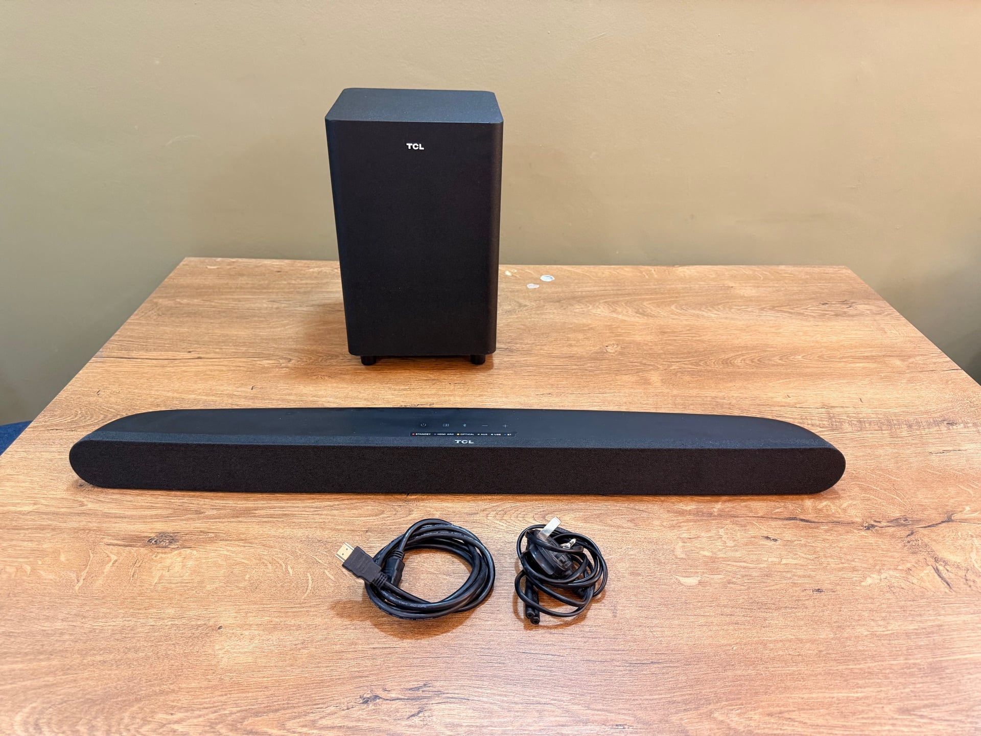 TCL Soundbar with Wireless Subwoofer – Excellent Condition (With Remote & Cables - Image 6