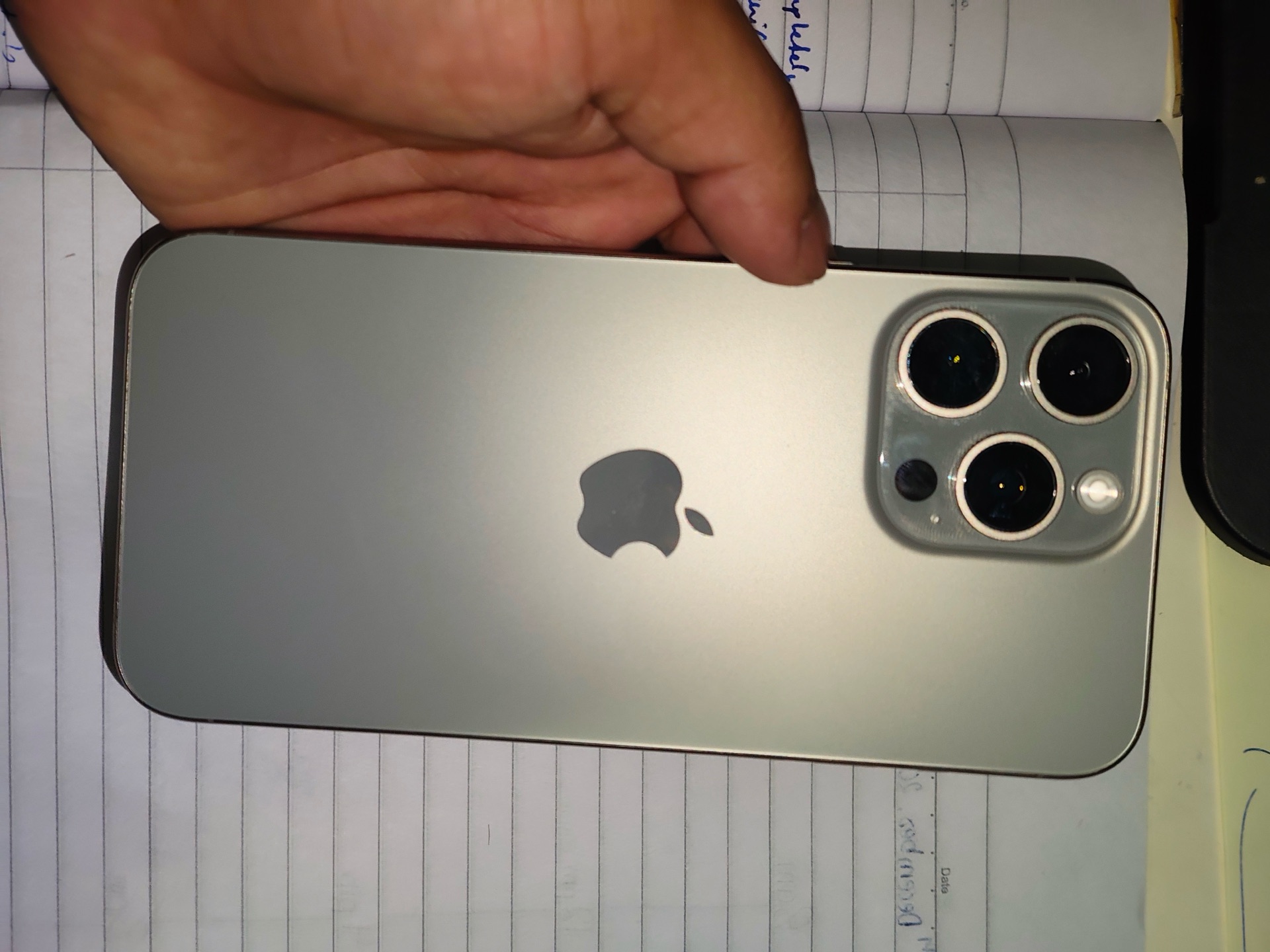Iphone 15 pro max natural titanium perfect condition exchange 16 pro - Image 3