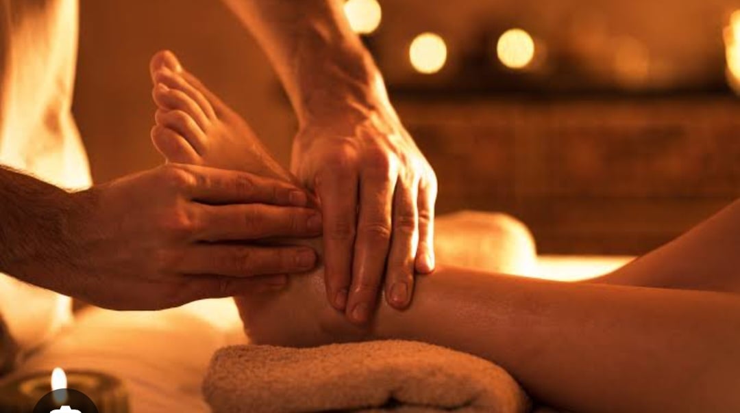 Pain relief  massage  and shaving  - Image 3
