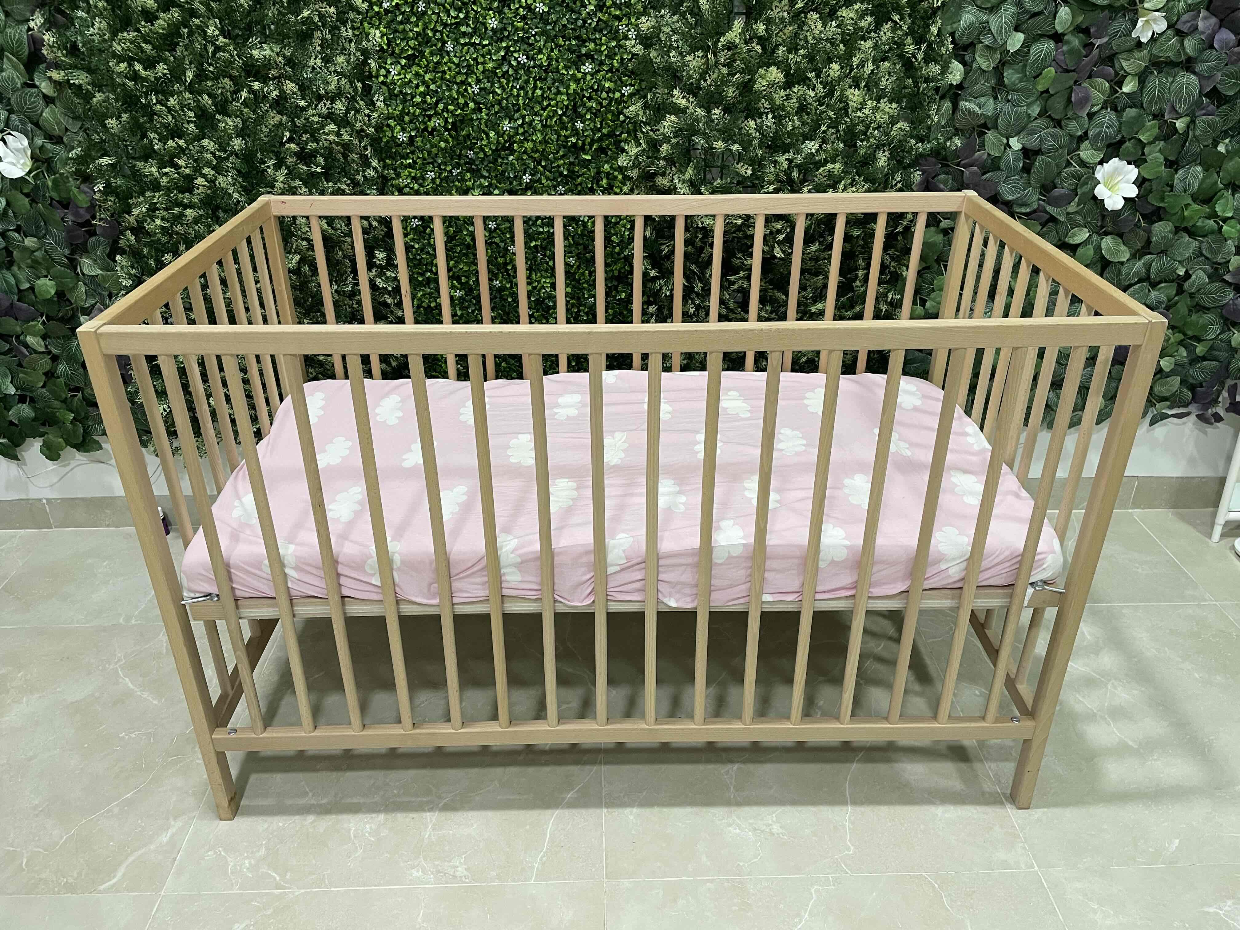 أسرة أطفال + مرتبة + ملابس سرير - Image 6