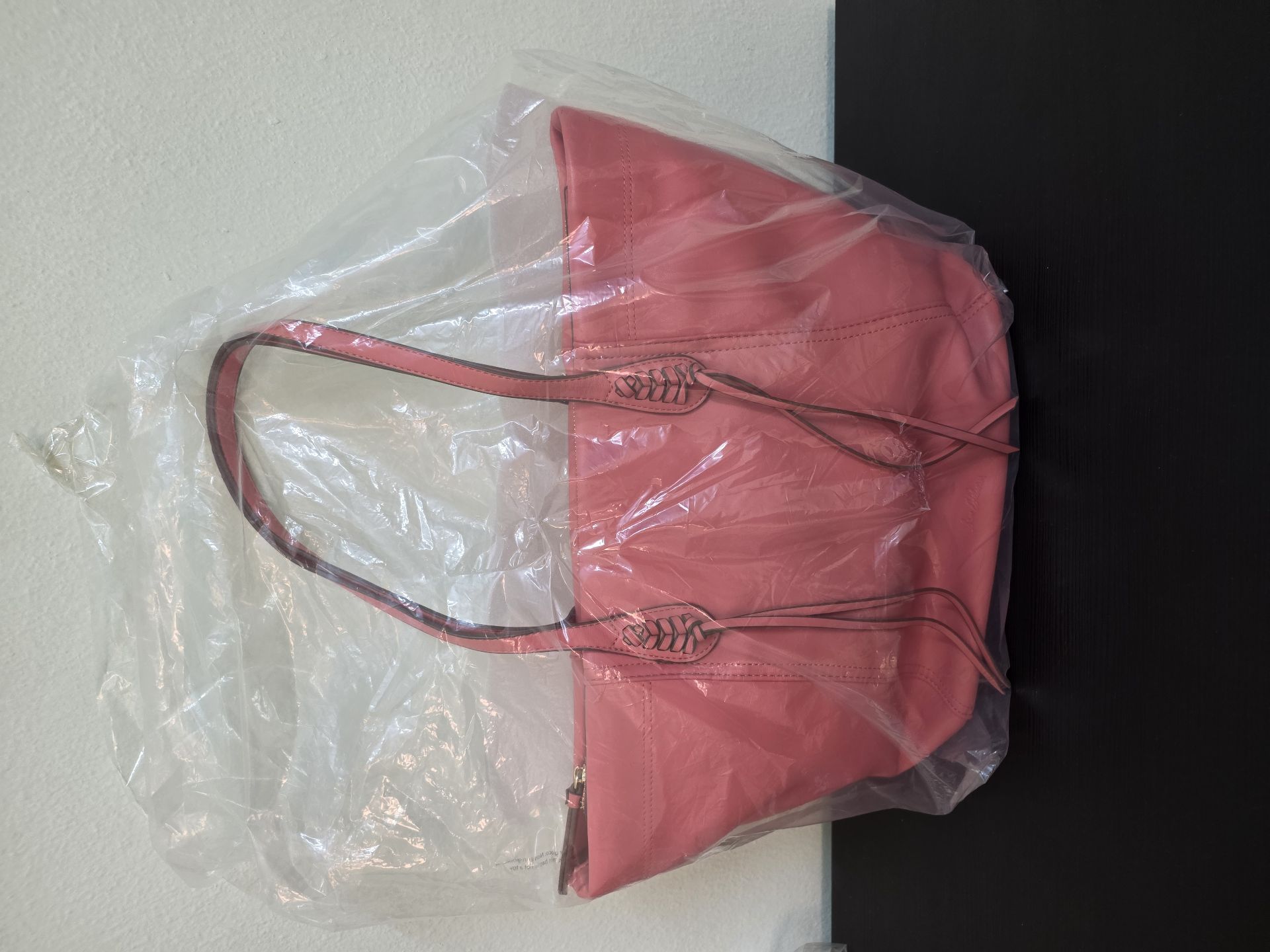 New hand bags  - Image 6