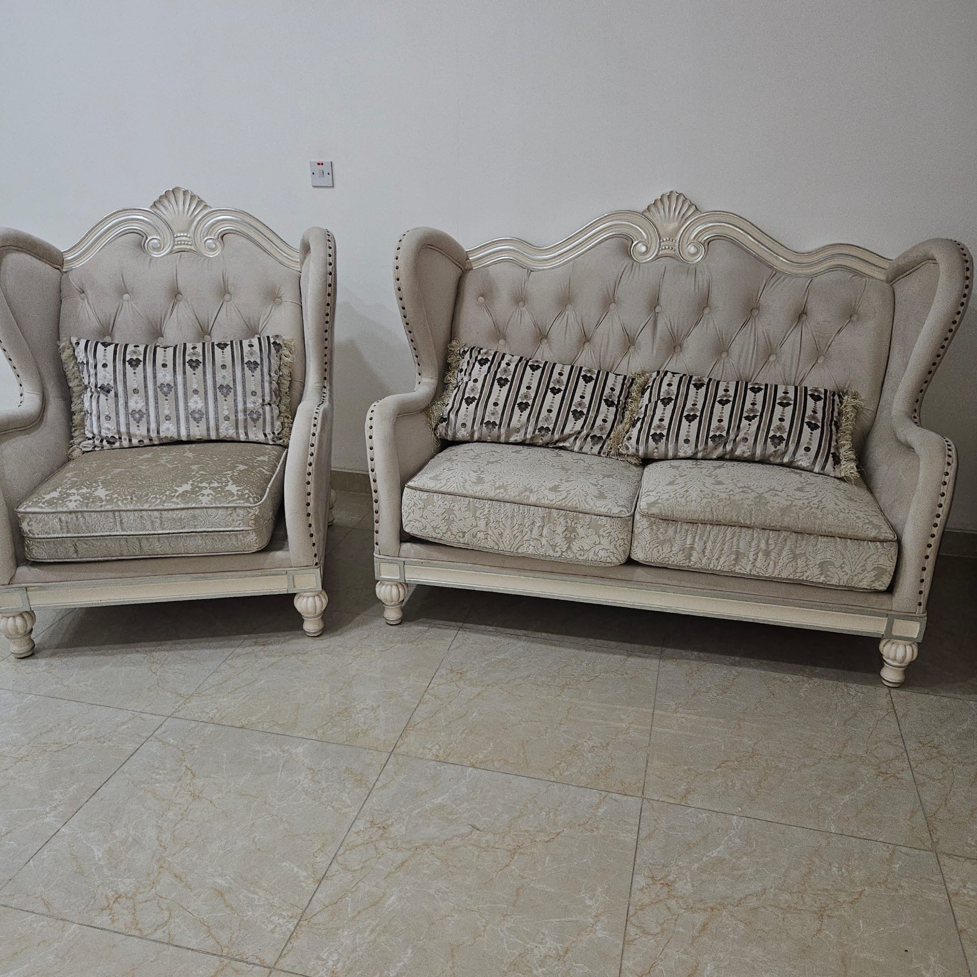 Full Sofa set  home center for sale - Image 3
