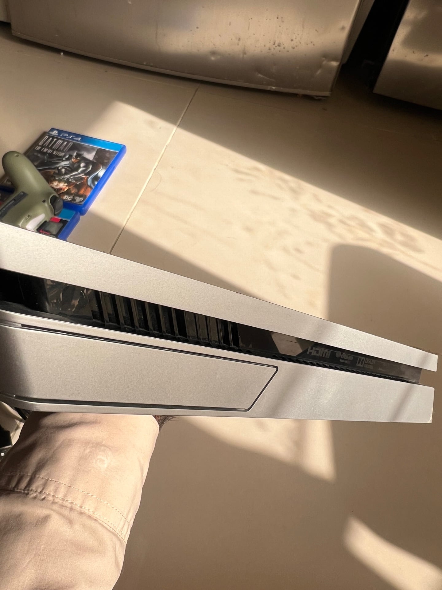 Ps4 slim gray Edition  - Image 4