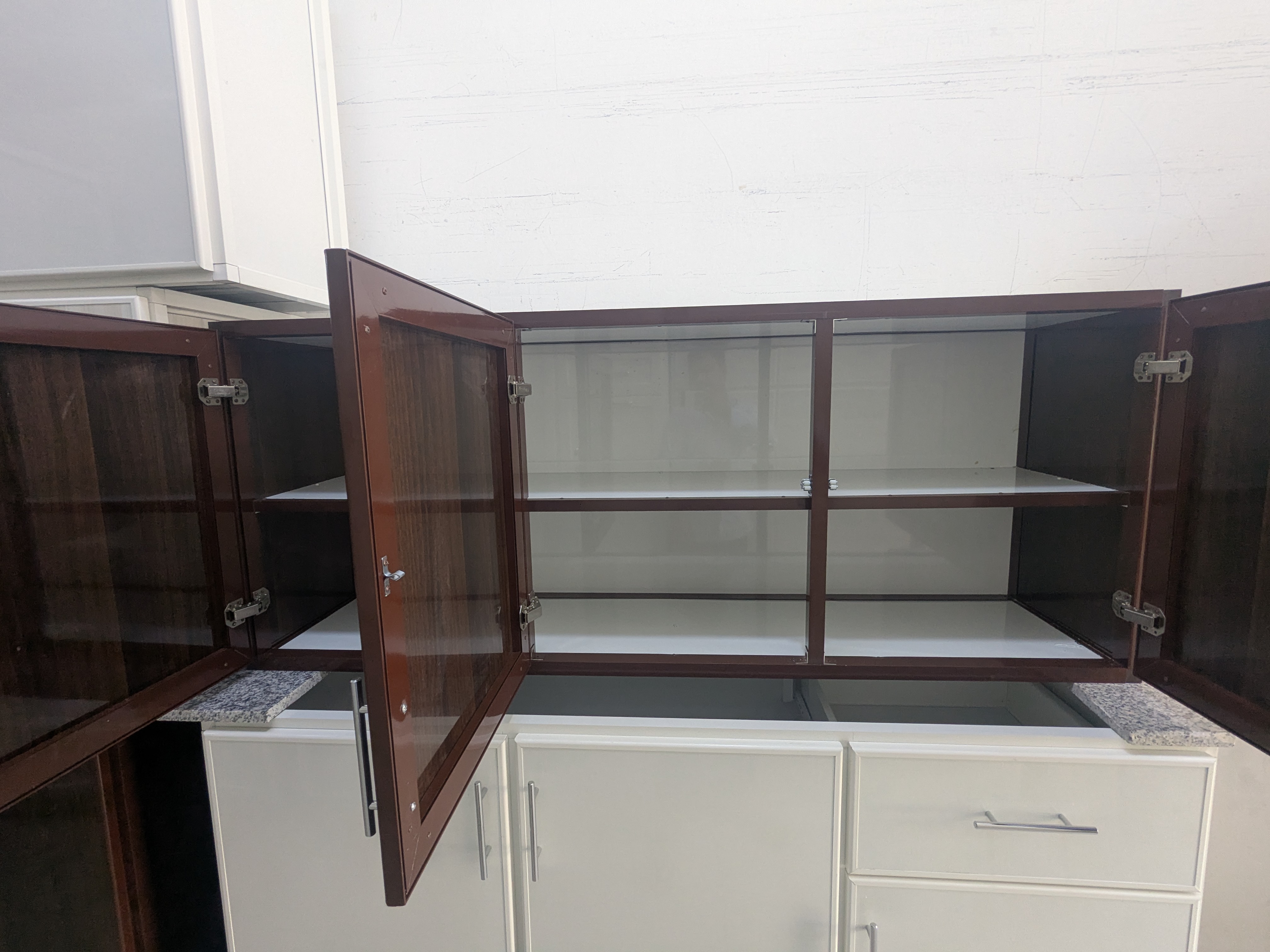 Aluminium kitchen cabinet for make and sale available - Image 1