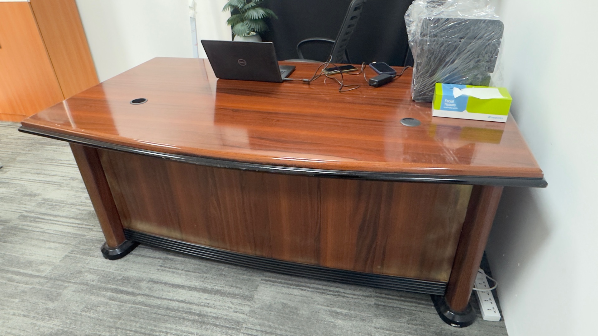 Office Table for sale - Image 3