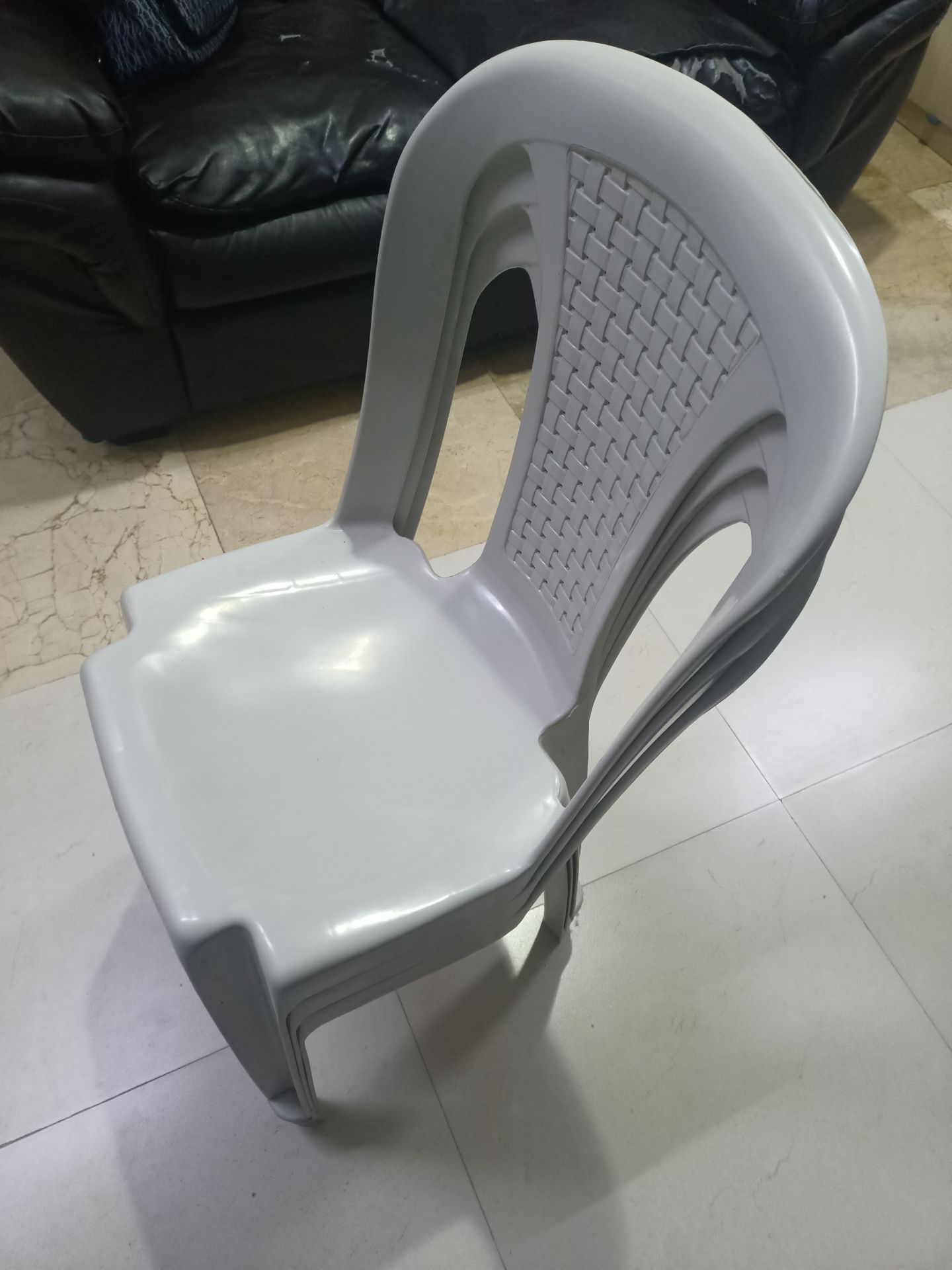 Plastic chair  - Image 4
