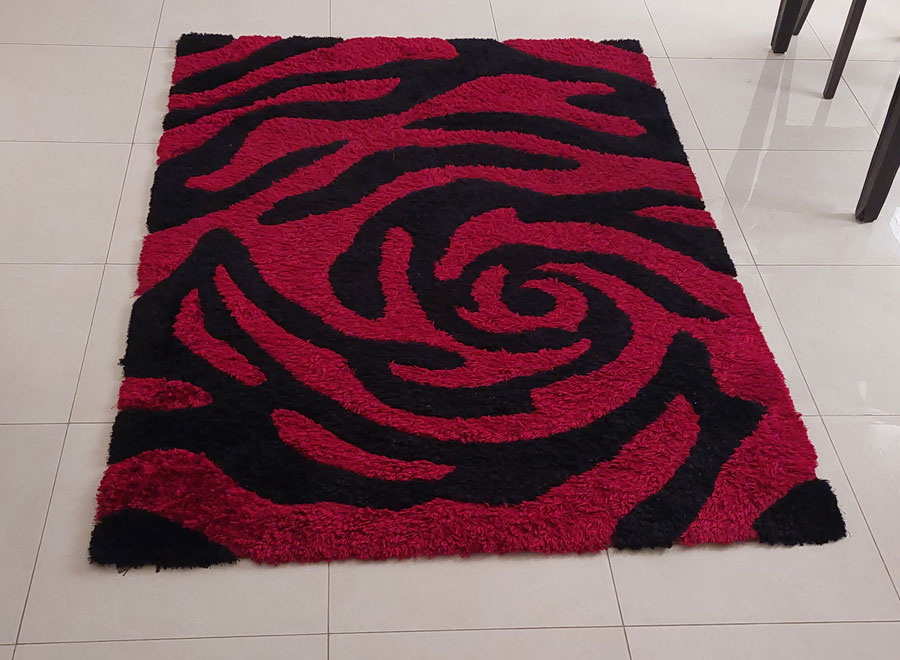 Carpet 160 x205 cm Red black saxony - Image 1