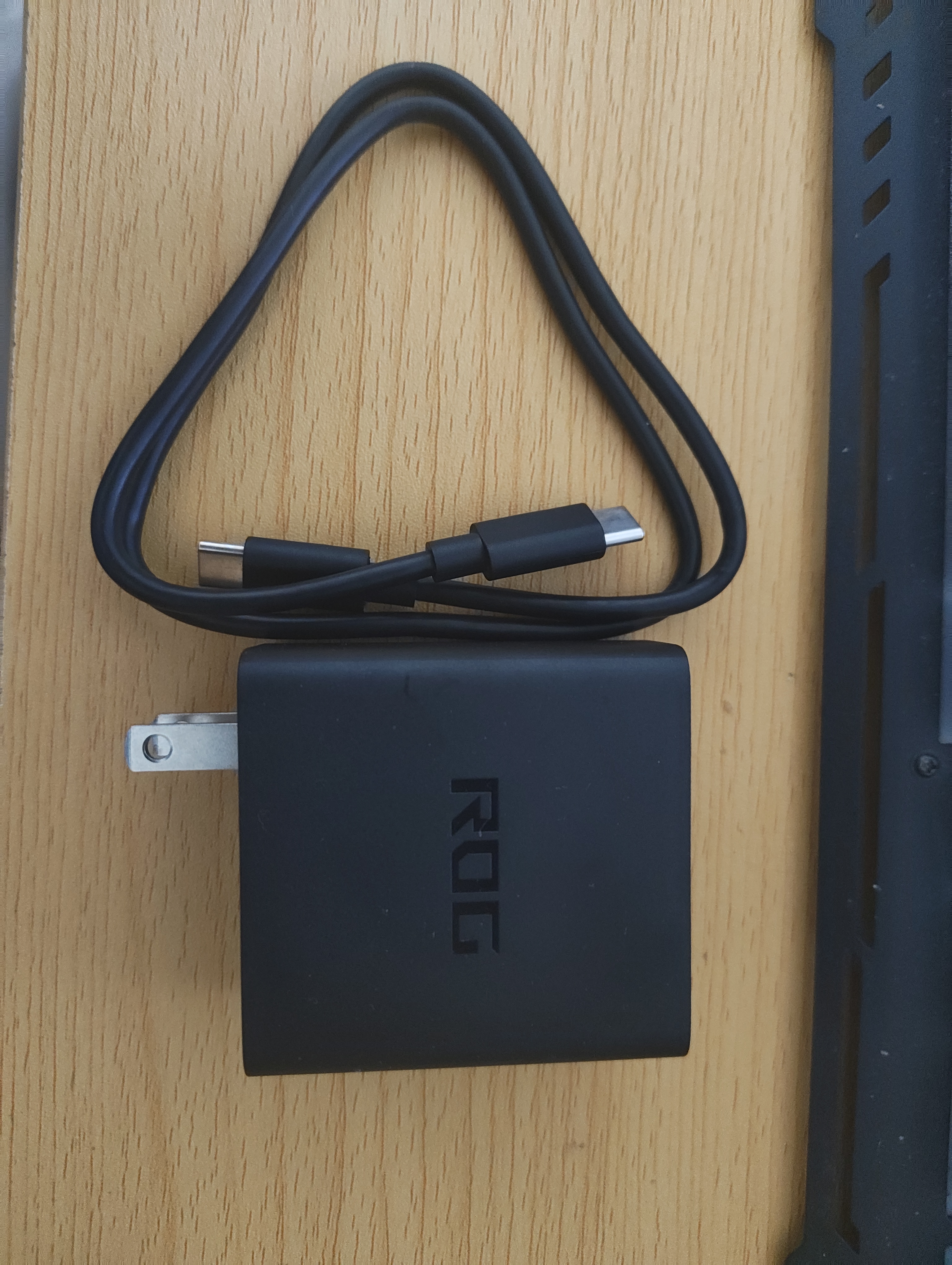 Asus Rog mobile phone charger - Image 4